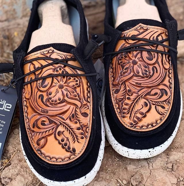 Women's Shoes Custom Wendy Leather Pattern Engraving