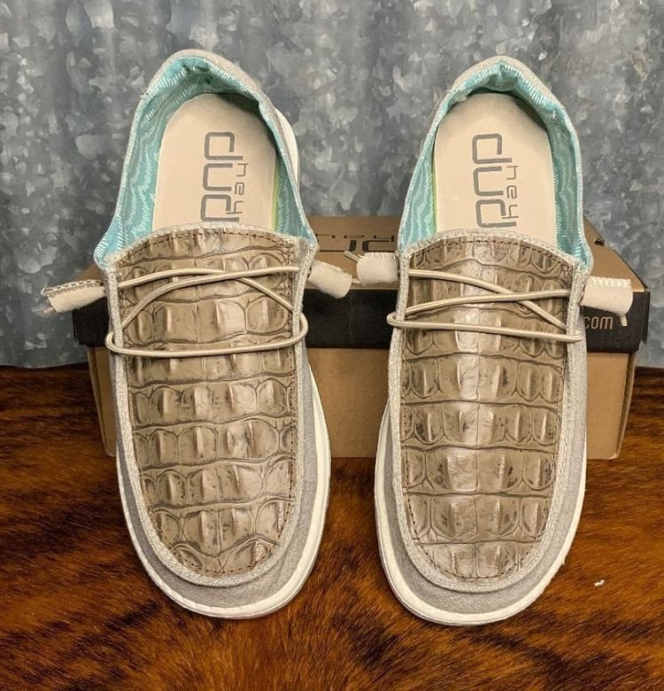 Women's Shoes Crocodile Pattern Design