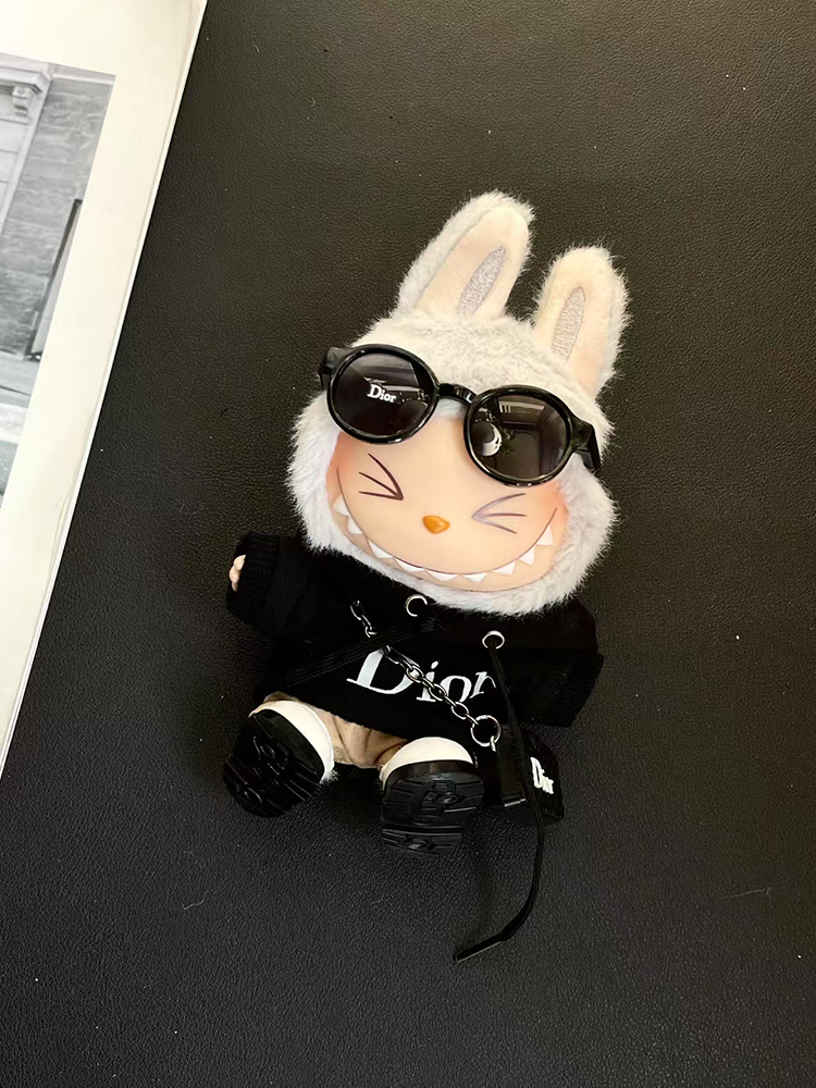 LABUBU Clothes Dior Cool Hoodie Outfit