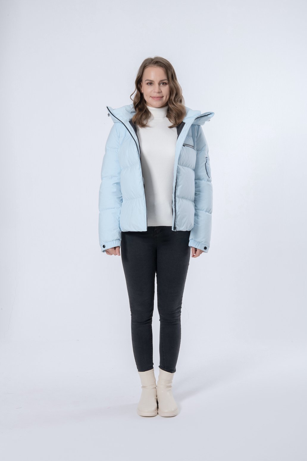 Short Thicker Light Blue Hooded Women Down Jacket