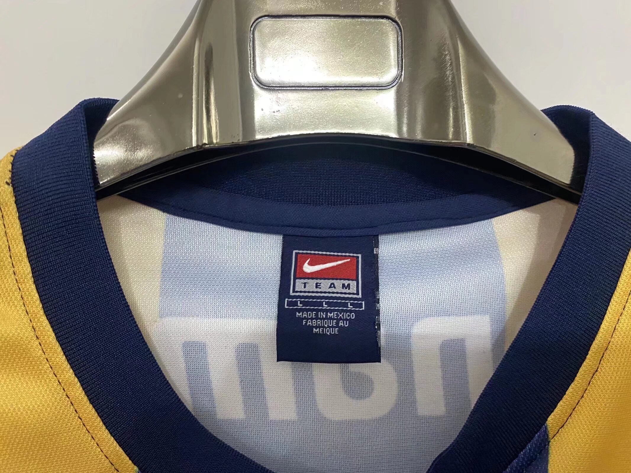 2000-2001 Pumas UNAM Home Retro Soccer Jersey