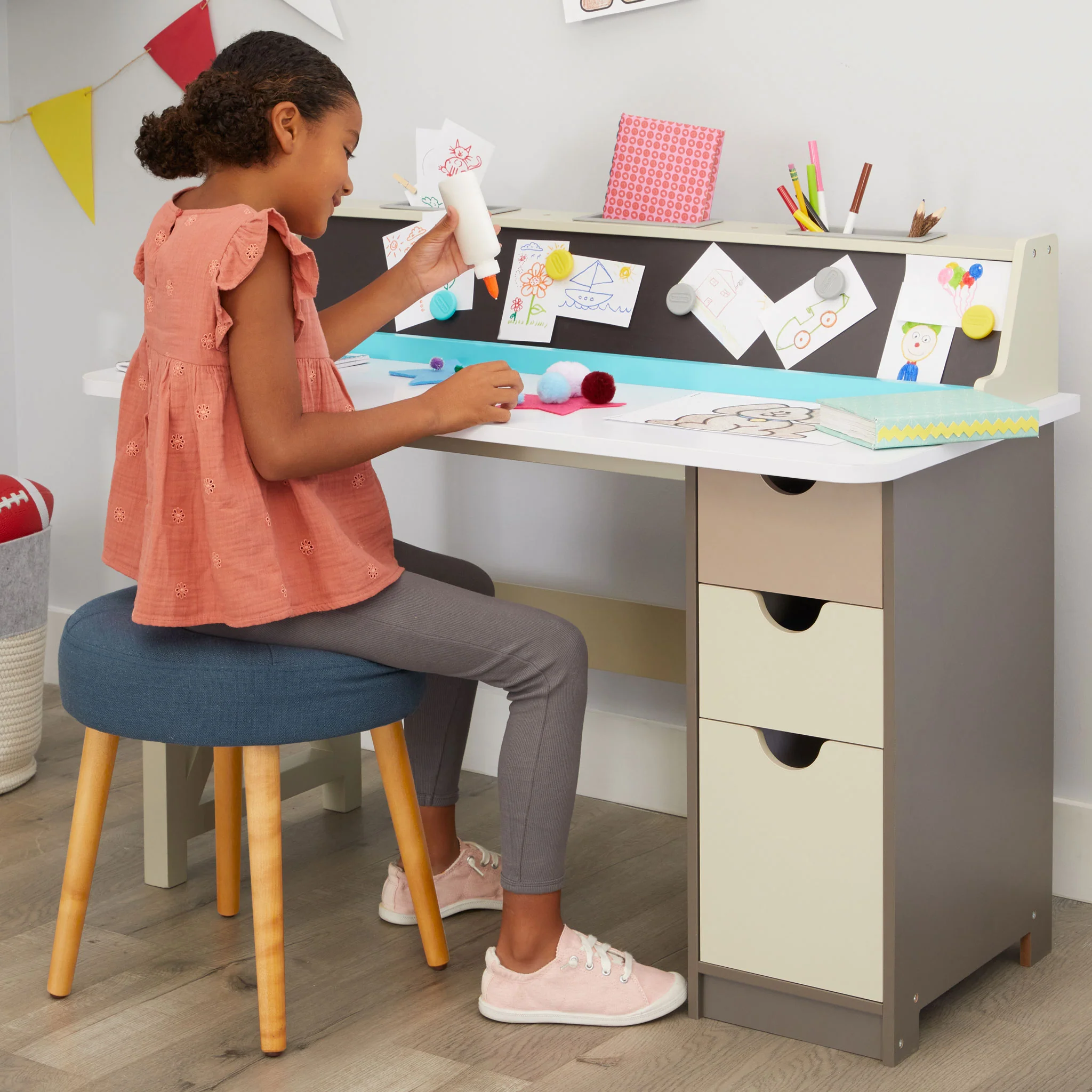 2-in-1 Chalkboard Desk - leoleo123123
