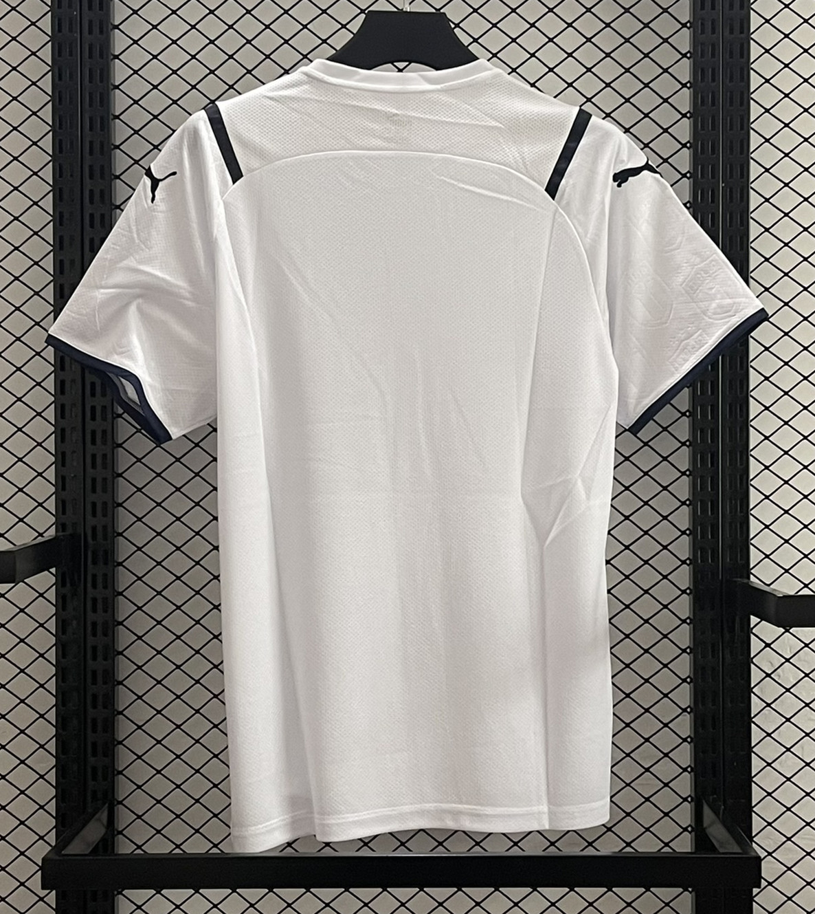 21-22 Italy Away White Retro Soccer Jersey