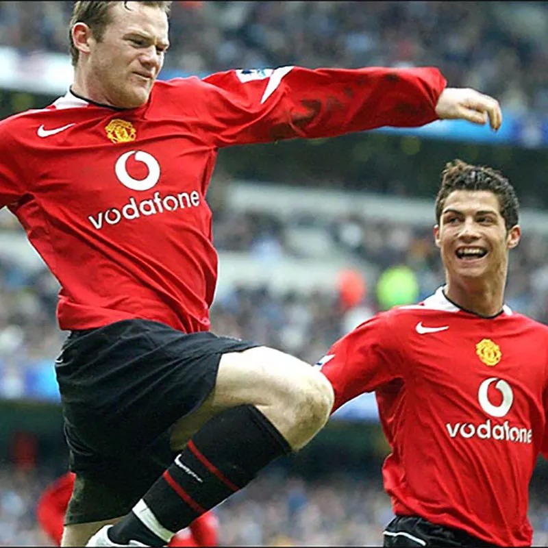 2004-2006 Man Utd Home Retro Soccer Jersey