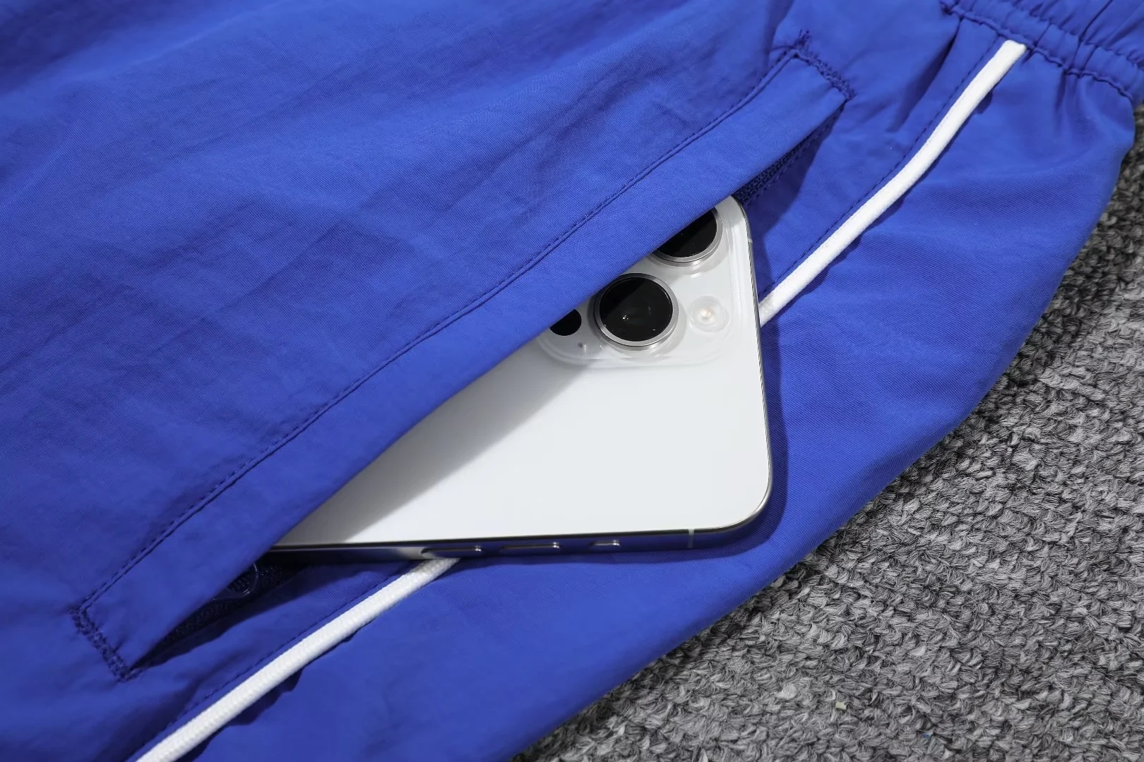 2025 Blue High Quality Windbreaker