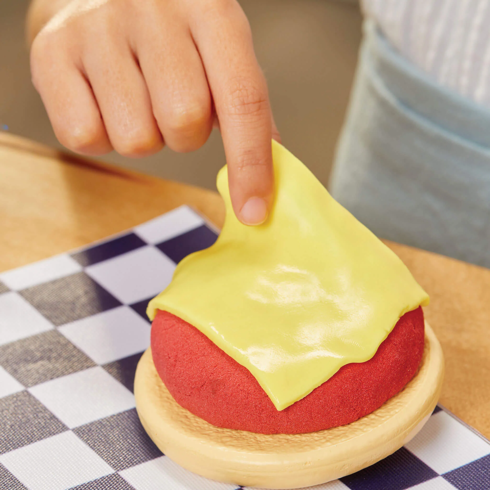Creative Chefs™ Cheeseburger and Fries Kit - leoleo123123
