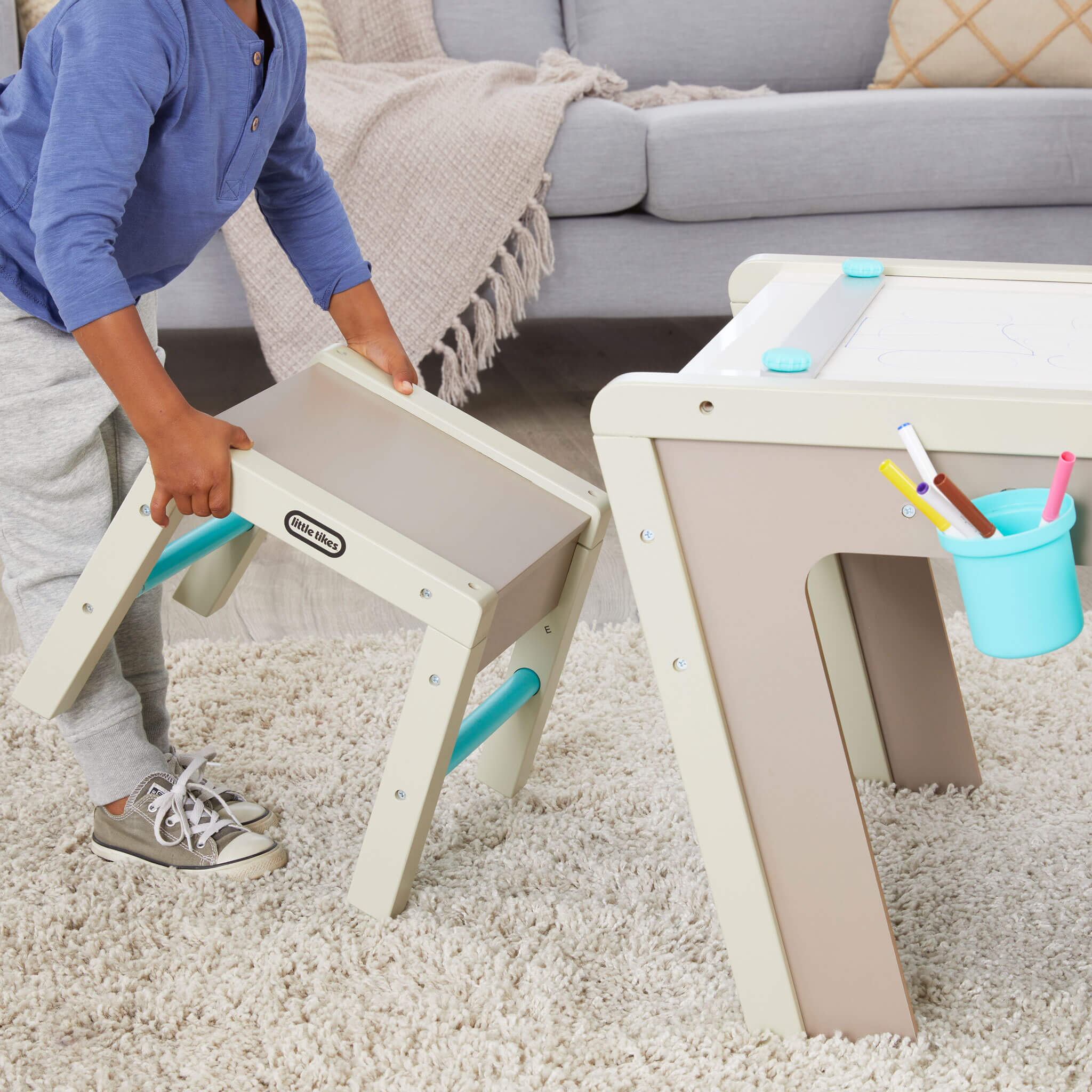 2-in-1 Easel and Art Table - leoleo123123