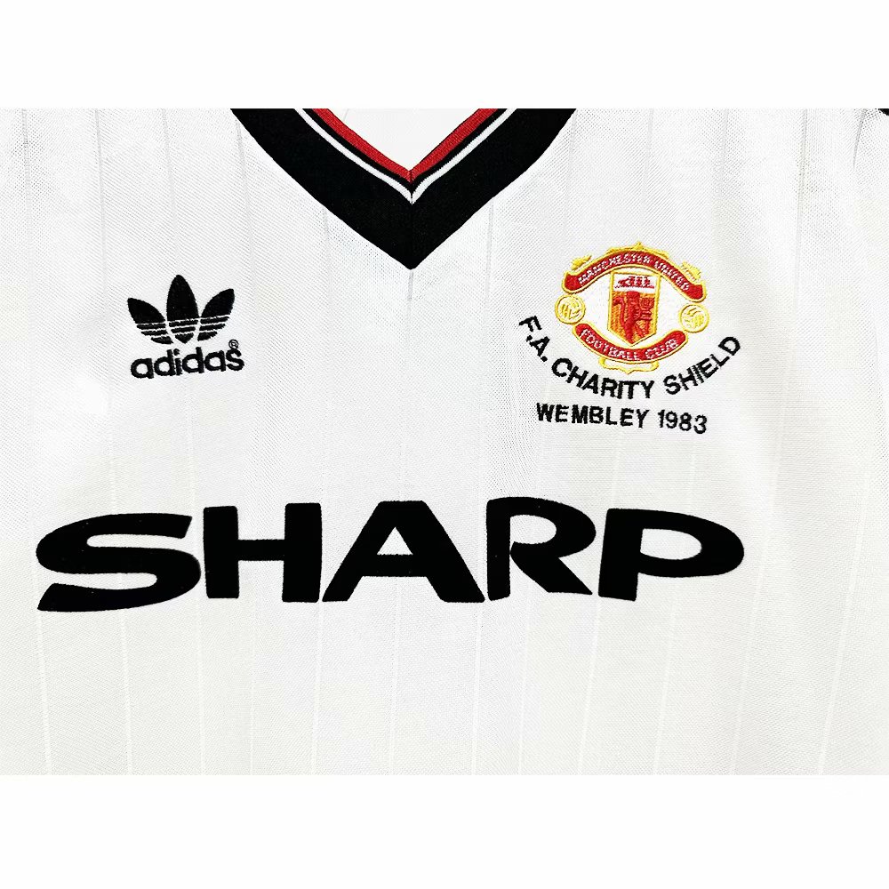 1983 Man Utd White Retro Soccer Jersey