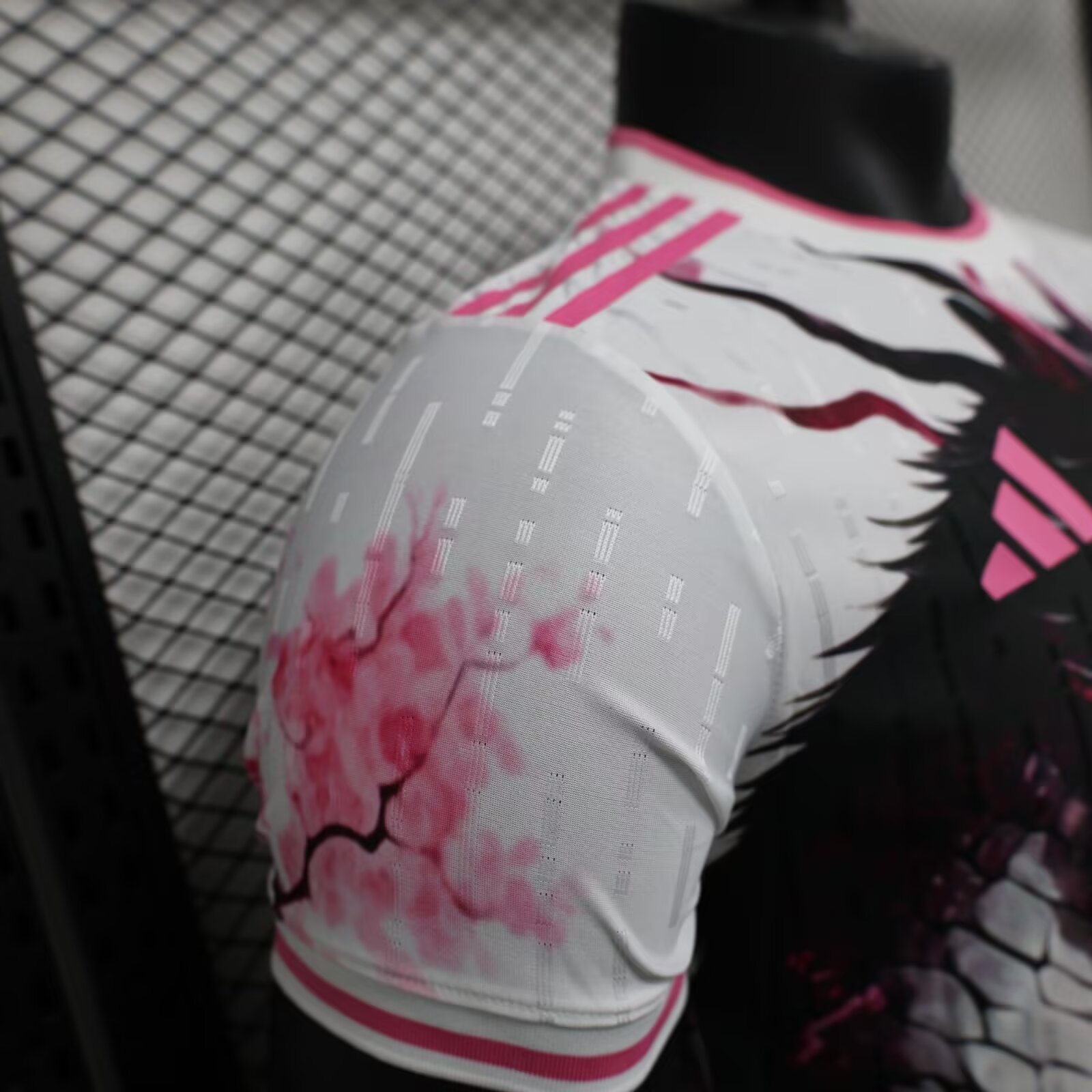 24-25 Japan Pink Black Special Edition Player Version Soccer Jersey