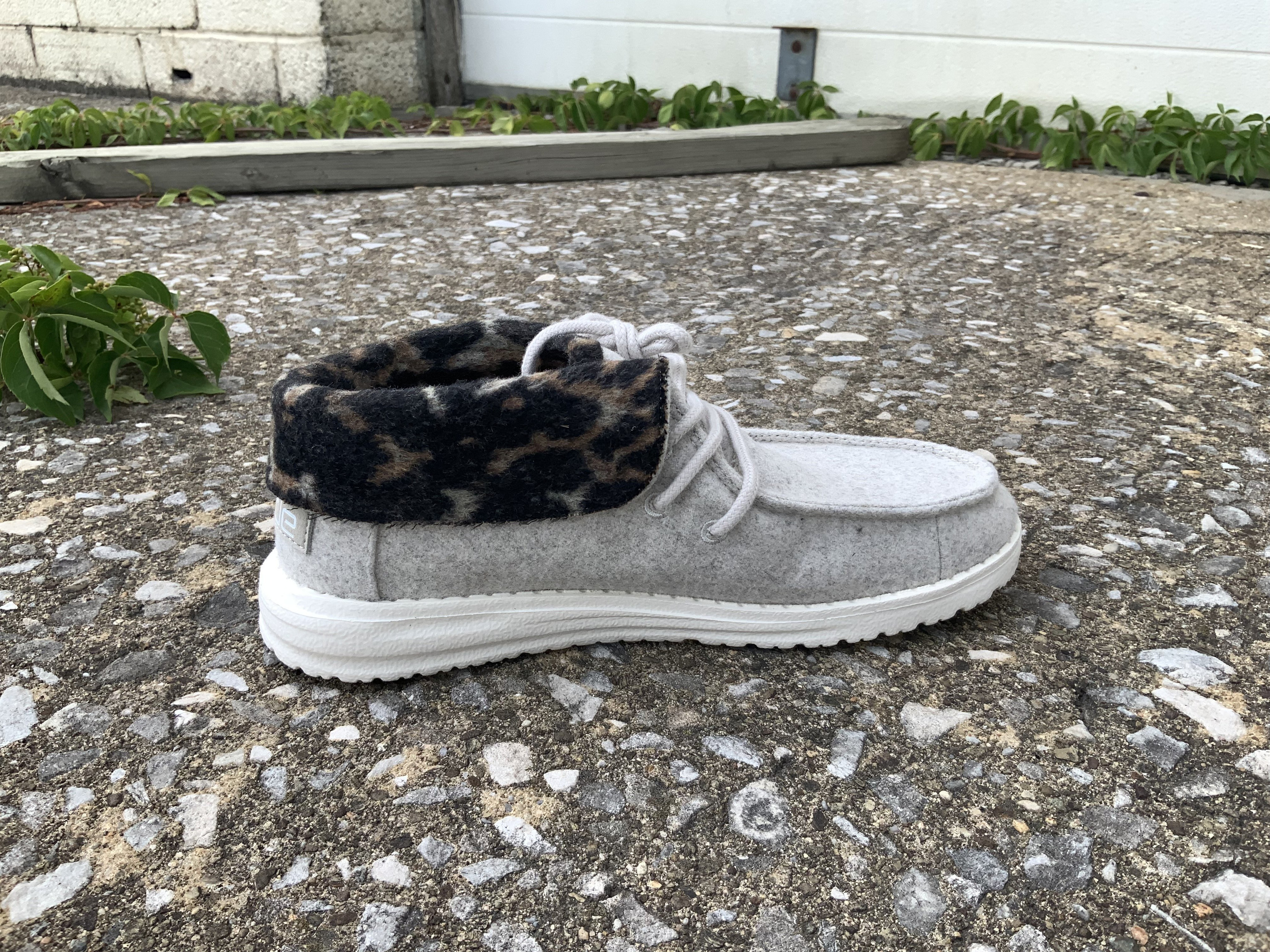 Women's Shoes Britt Cream Cheetah Faux Fur Lined Casual Shoe-C194