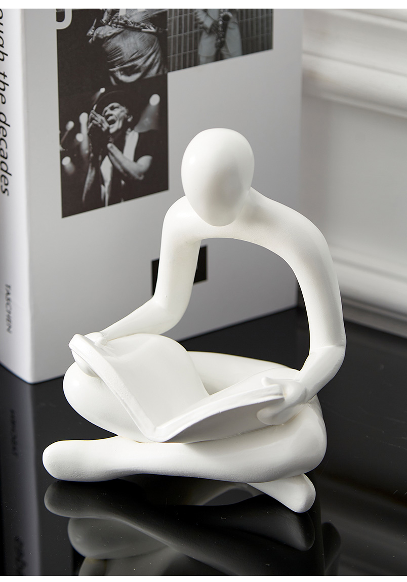 Nordic Gold Abstract Reading Sculpture Resin Craft Modern Home Living Room Decoration Gift Simple Design