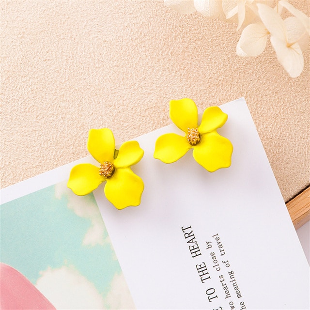 Sweet Flower Earrings For Women Fresh Four-petal Stereo Flower Stud Earrings Fashion Temperament 5 Colors Flower Earring