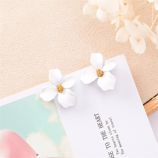 Sweet Flower Earrings For Women Fresh Four-petal Stereo Flower Stud Earrings Fashion Temperament 5 Colors Flower Earring