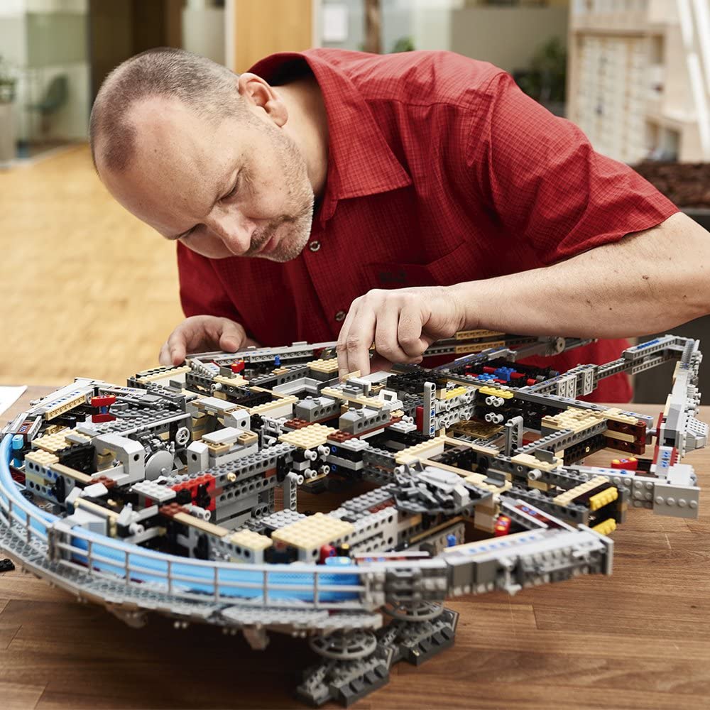 LEGO Star Wars Ultimate Millennium Falcon 75192 Expert Building Kit and Starship Model, Best Gift and Movie Collectible for Adults (7541 Pieces)
