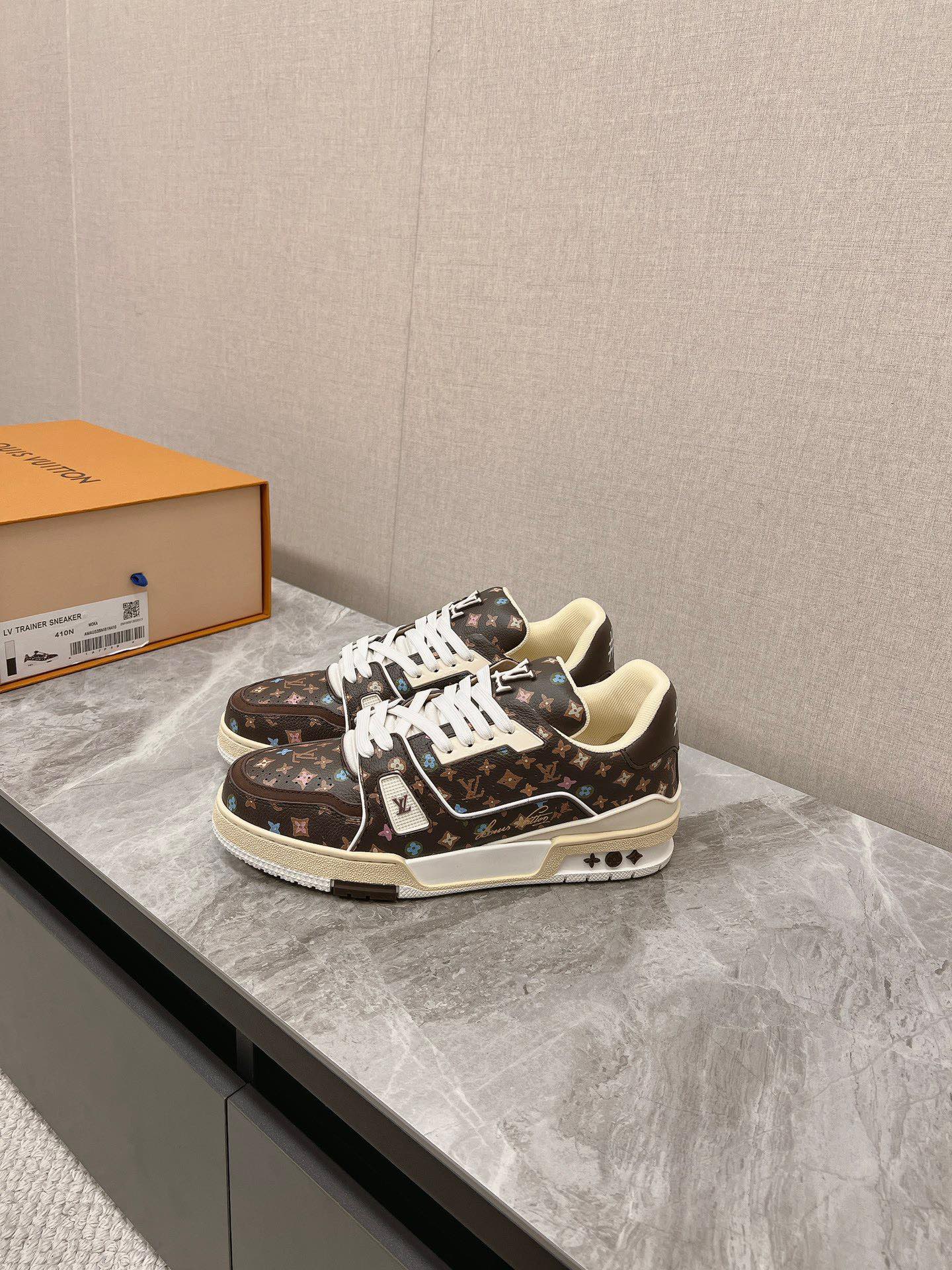 New Feature Graphic Board Shoes