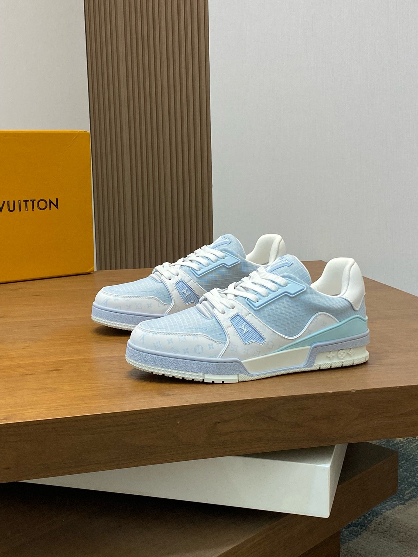 New Color-Blocked Pattern Sneakers