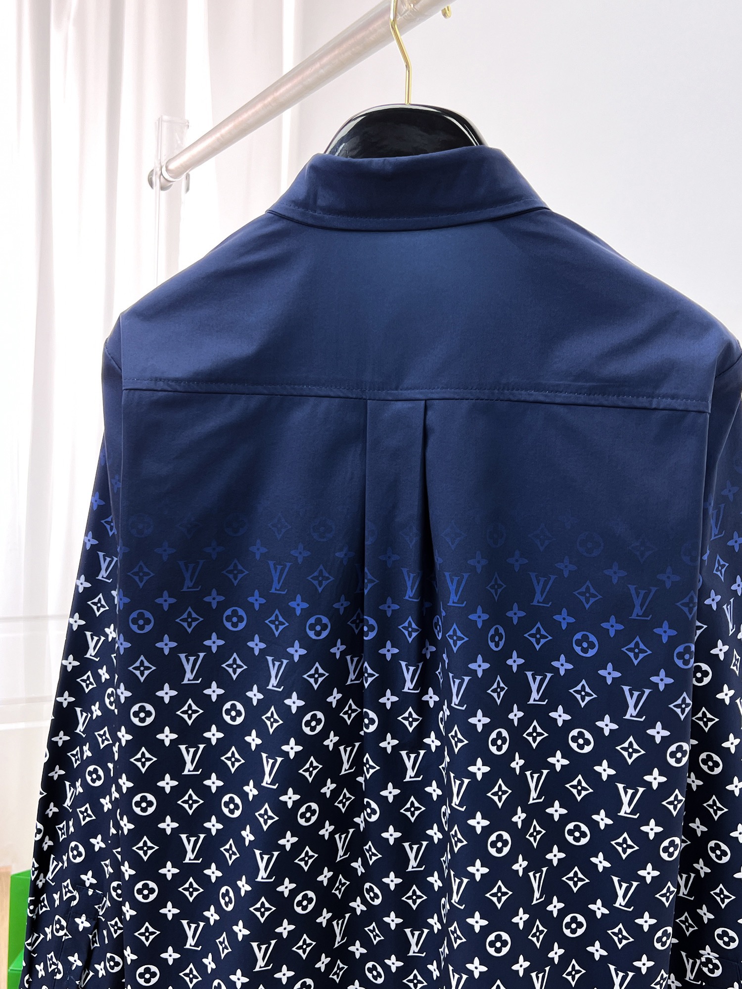 Gradient Print Shirt