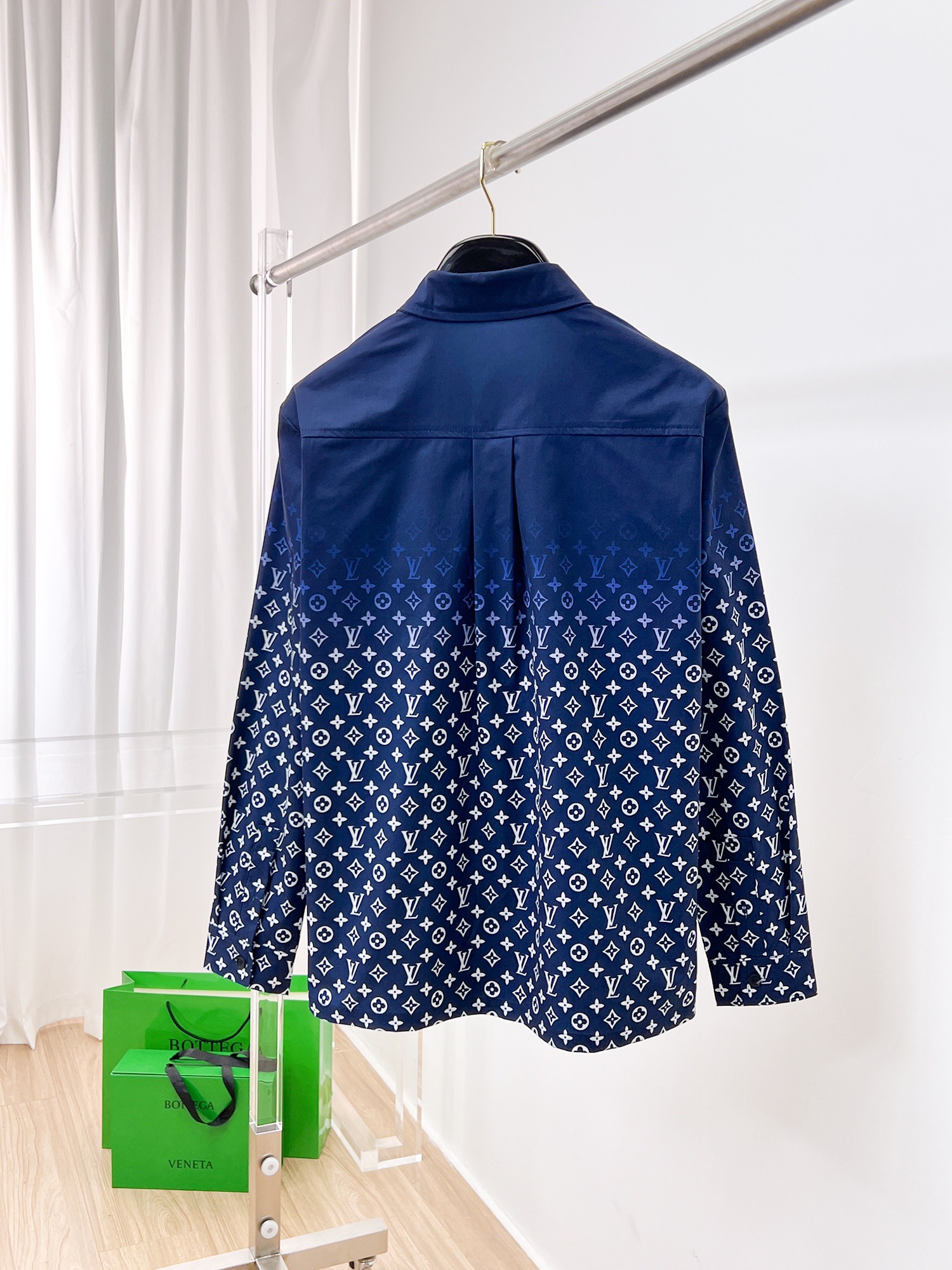 Gradient Print Shirt