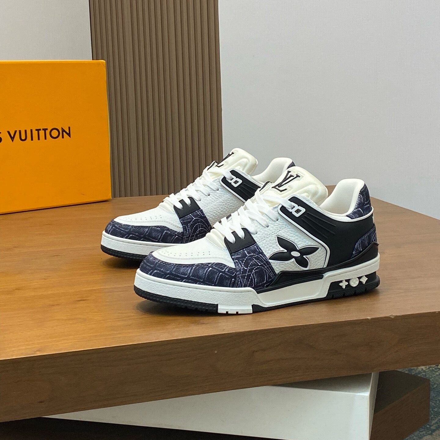 New Color-Blocked Pattern Sneakers