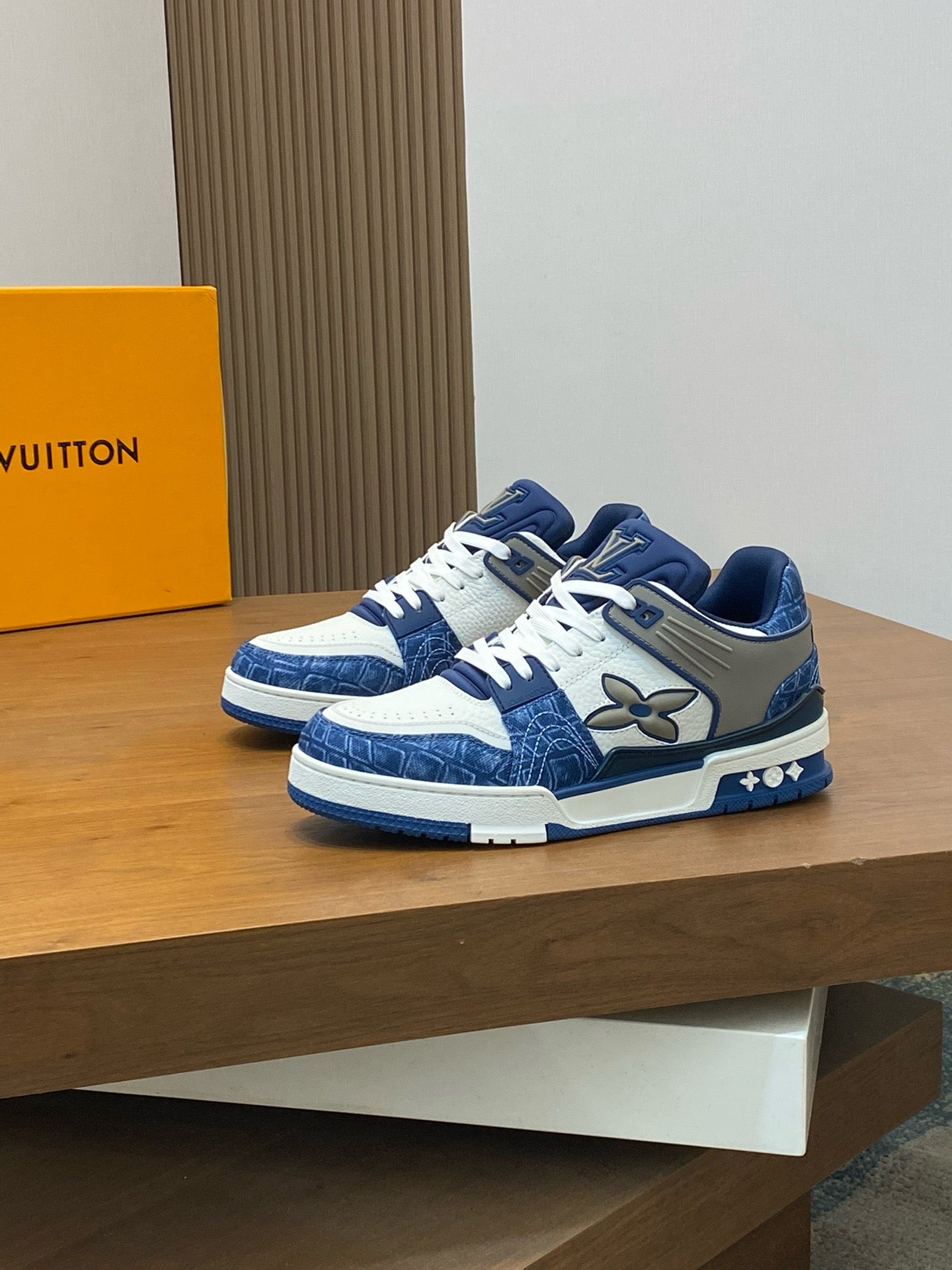 New Color-Blocked Pattern Sneakers