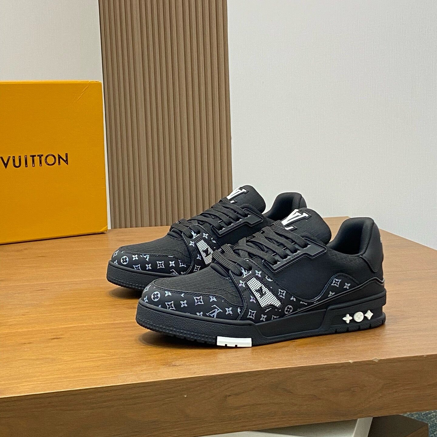 New Color-Blocked Pattern Sneakers