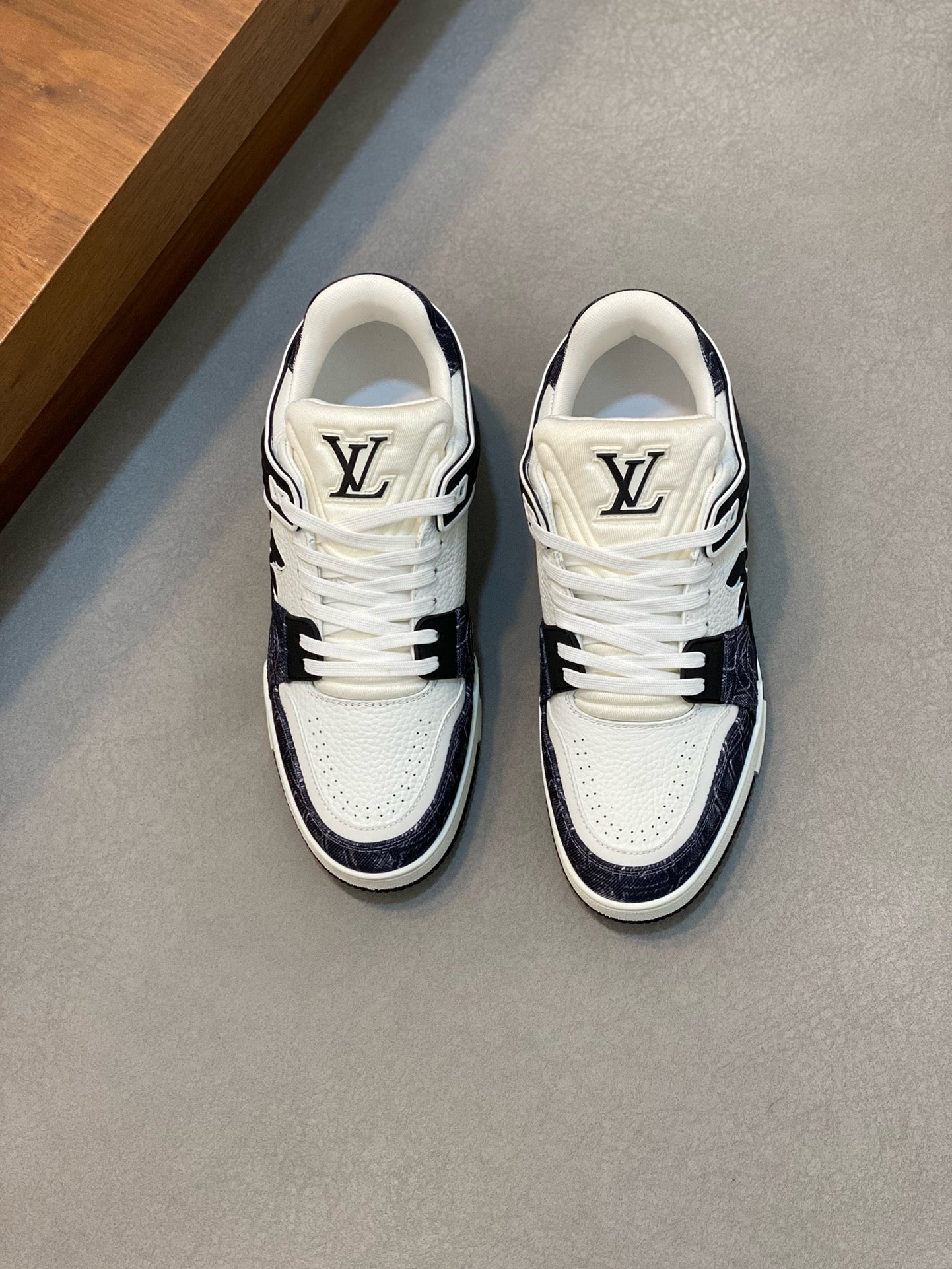 New Color-Blocked Pattern Sneakers