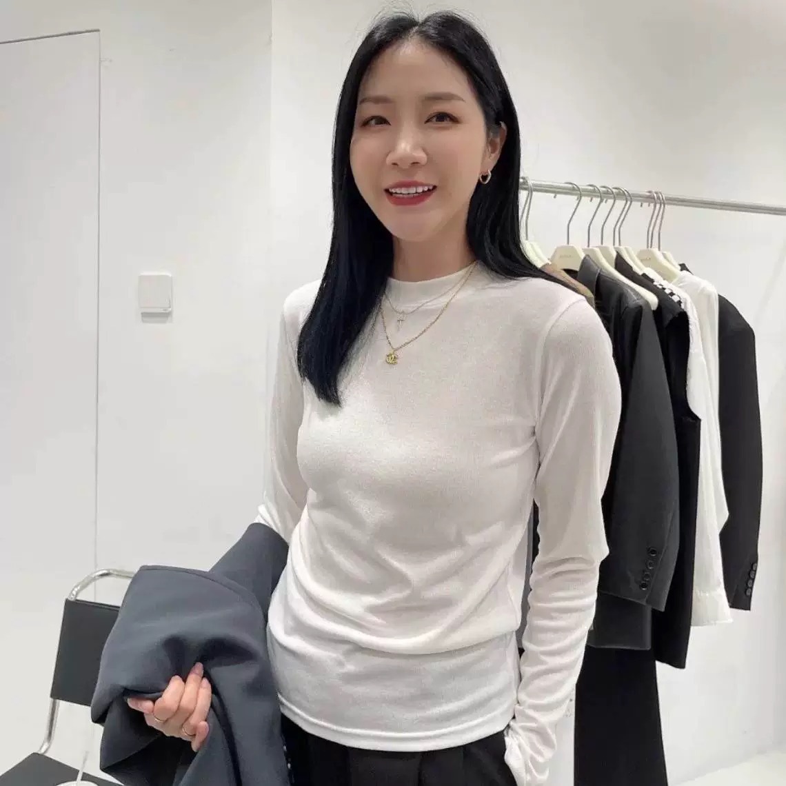 销量wang卖3万多件ding制款供直播简约百搭基础款长袖T恤体恤女11 - leoleo123123