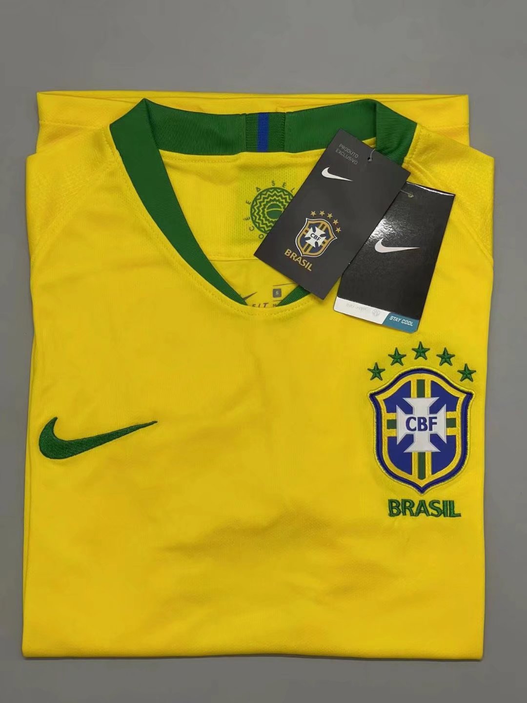 2018 Brazil Home Retro Jersey - leoleo123123