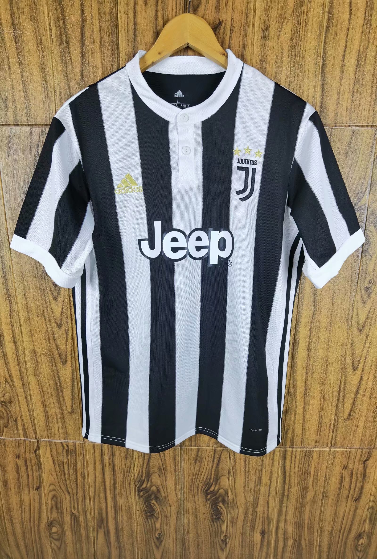 17-18 Juventus Home Retro Jersey - leoleo123123