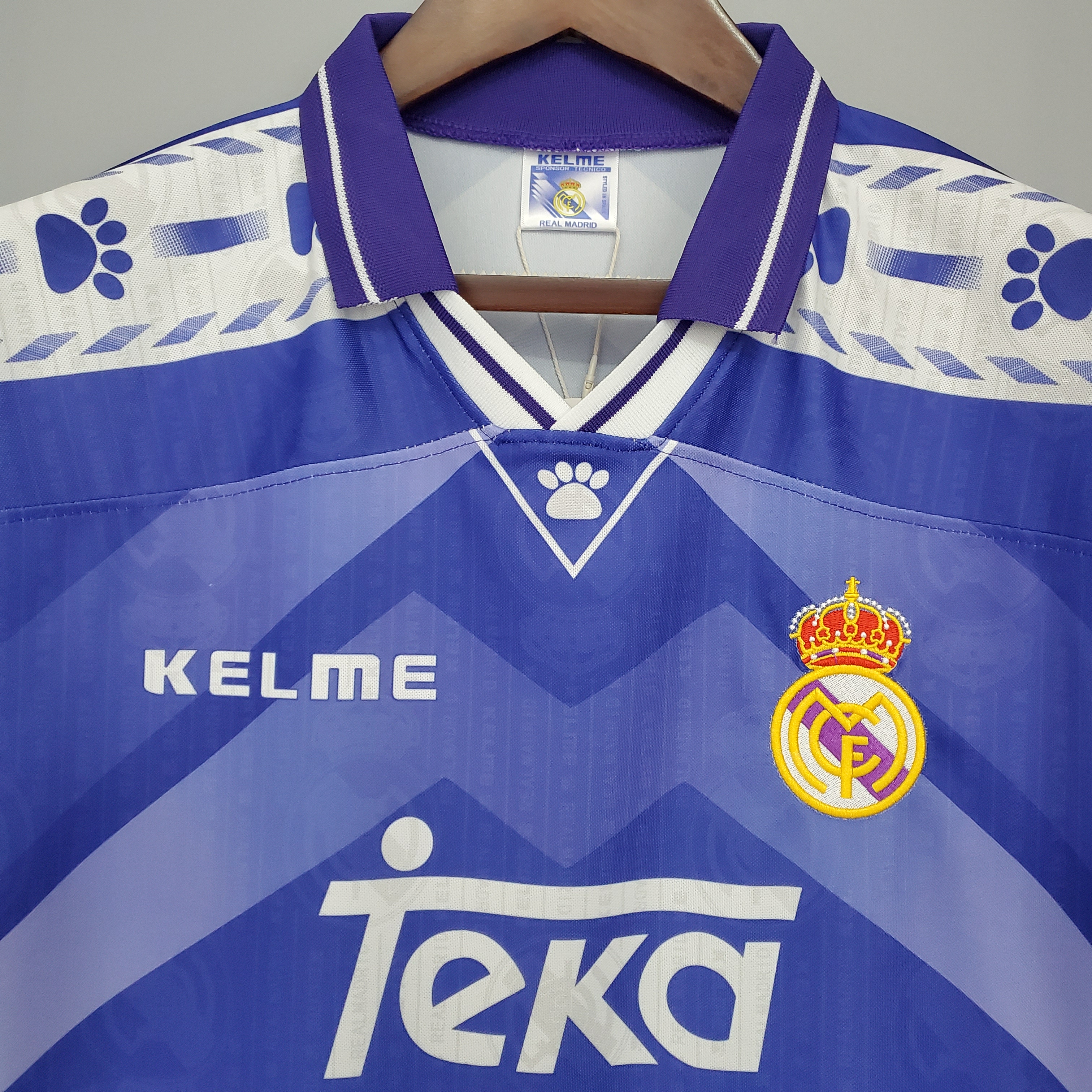 96/97 Real Madrid Away Retro Jersey - leoleo123123