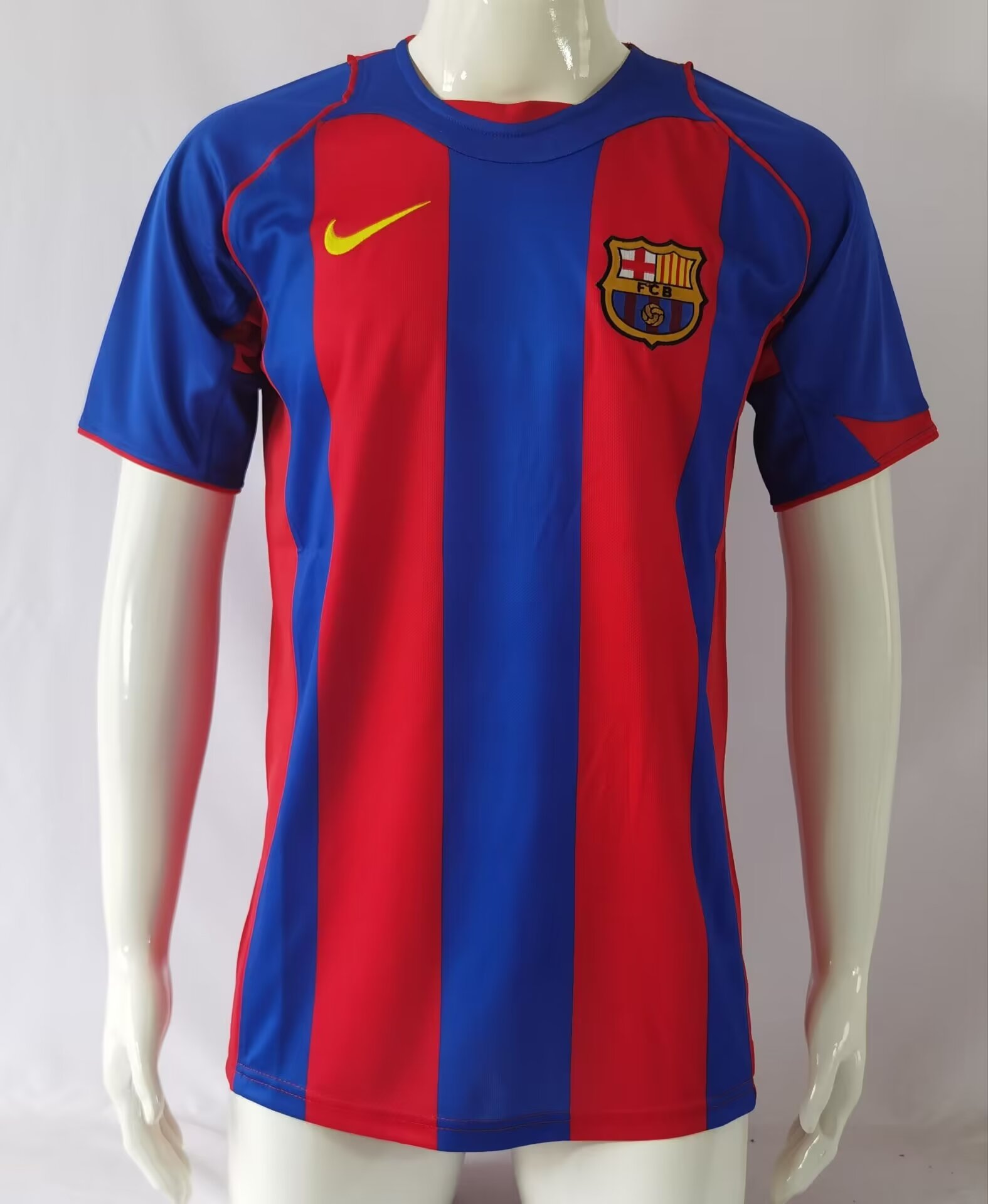04/05 Barcelona Home Retro Jersey - leoleo123123