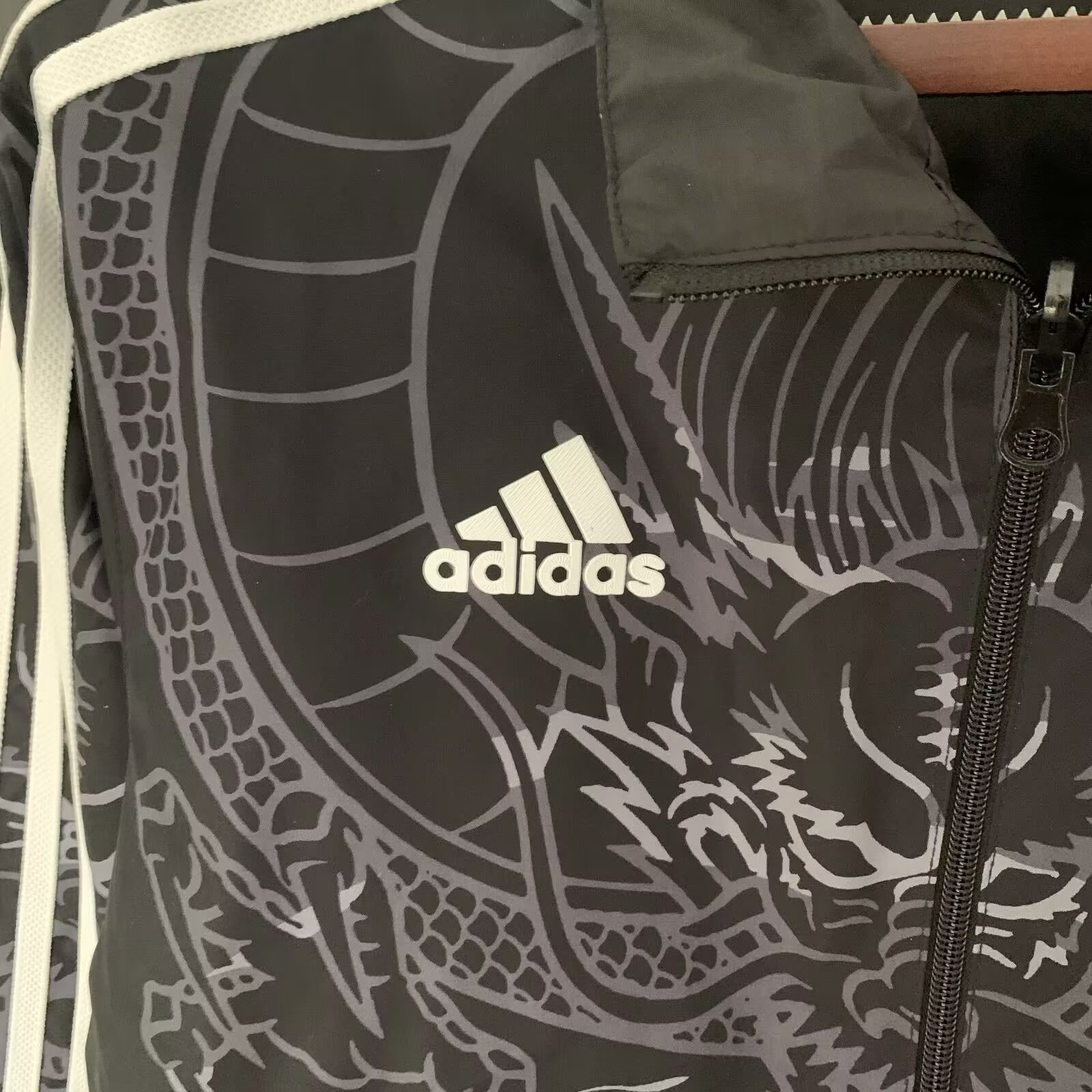 23/24 Real Madrid Dragon Black Windbreaker Jacket two-sided Jacket Thai Quality - leoleo123123