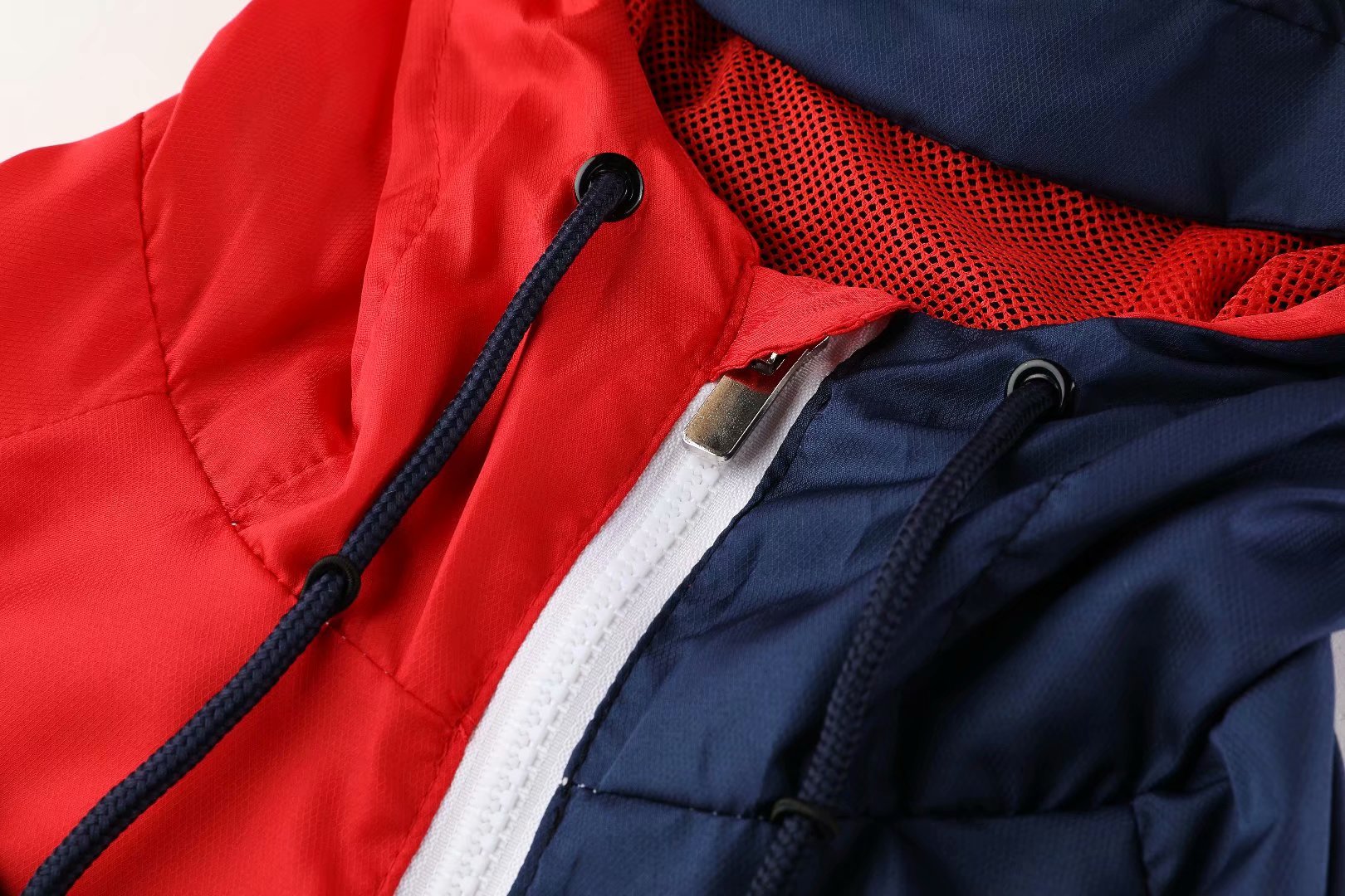 20-21 PSG White with Nike Logo&Blue-Red Cap Windbreaker Jacket Thai Quality - leoleo123123