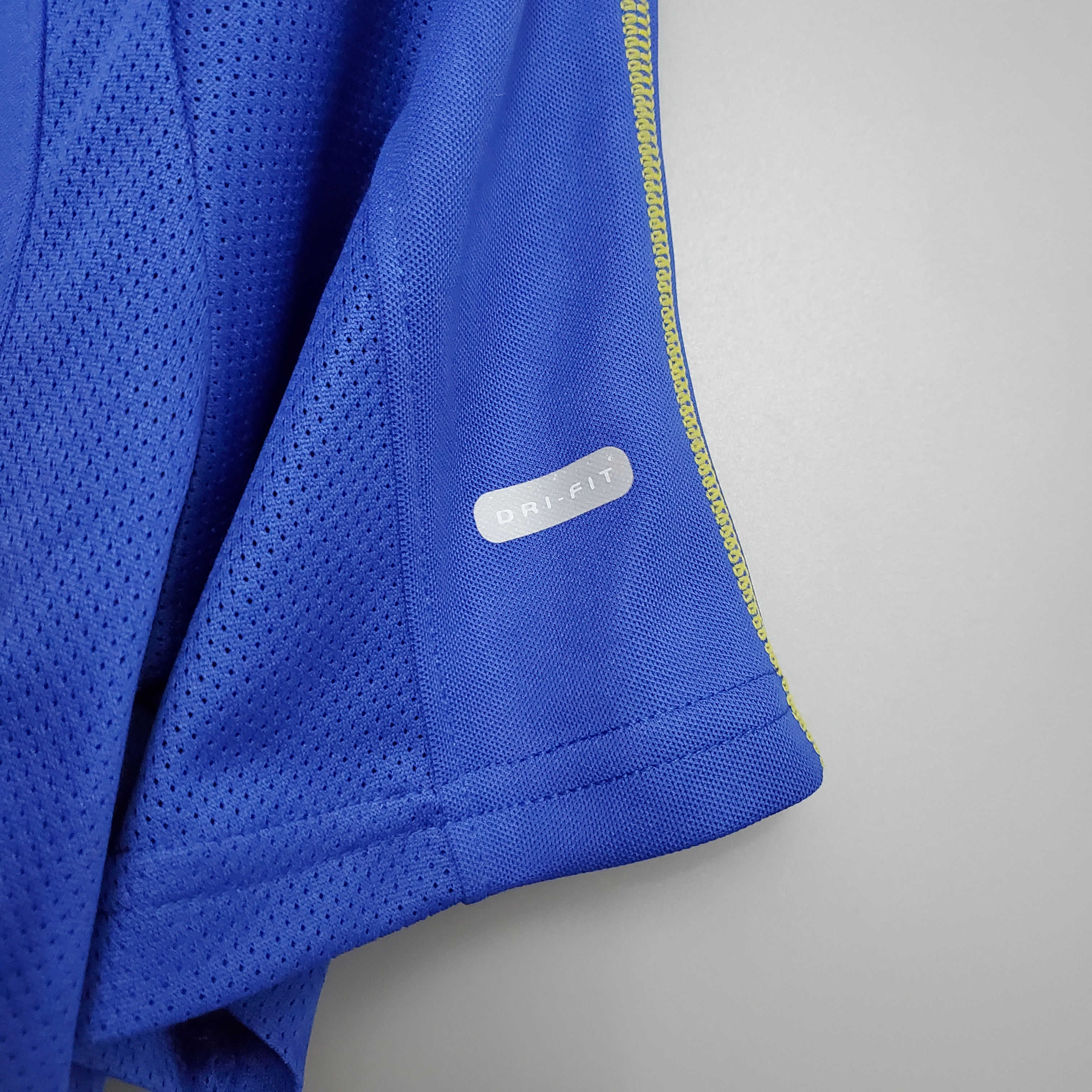03/04 Boca Home Retro Soccer Jersey Thai Quality - leoleo123123