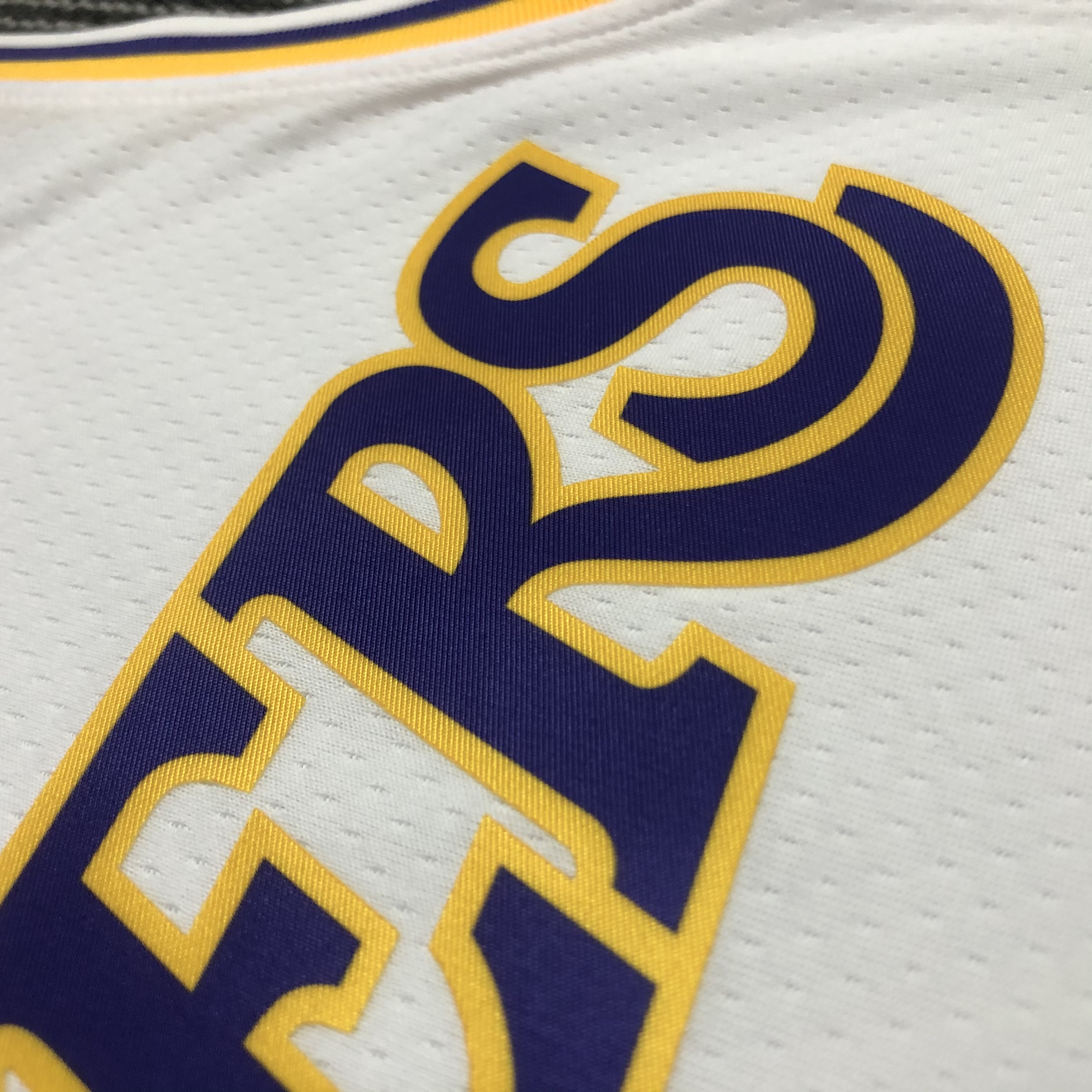 NBA 75th Anniversary Los Angeles Lakers White Round Neck #23 JAMES Jersey High Quality Name and Number Print - leoleo123123