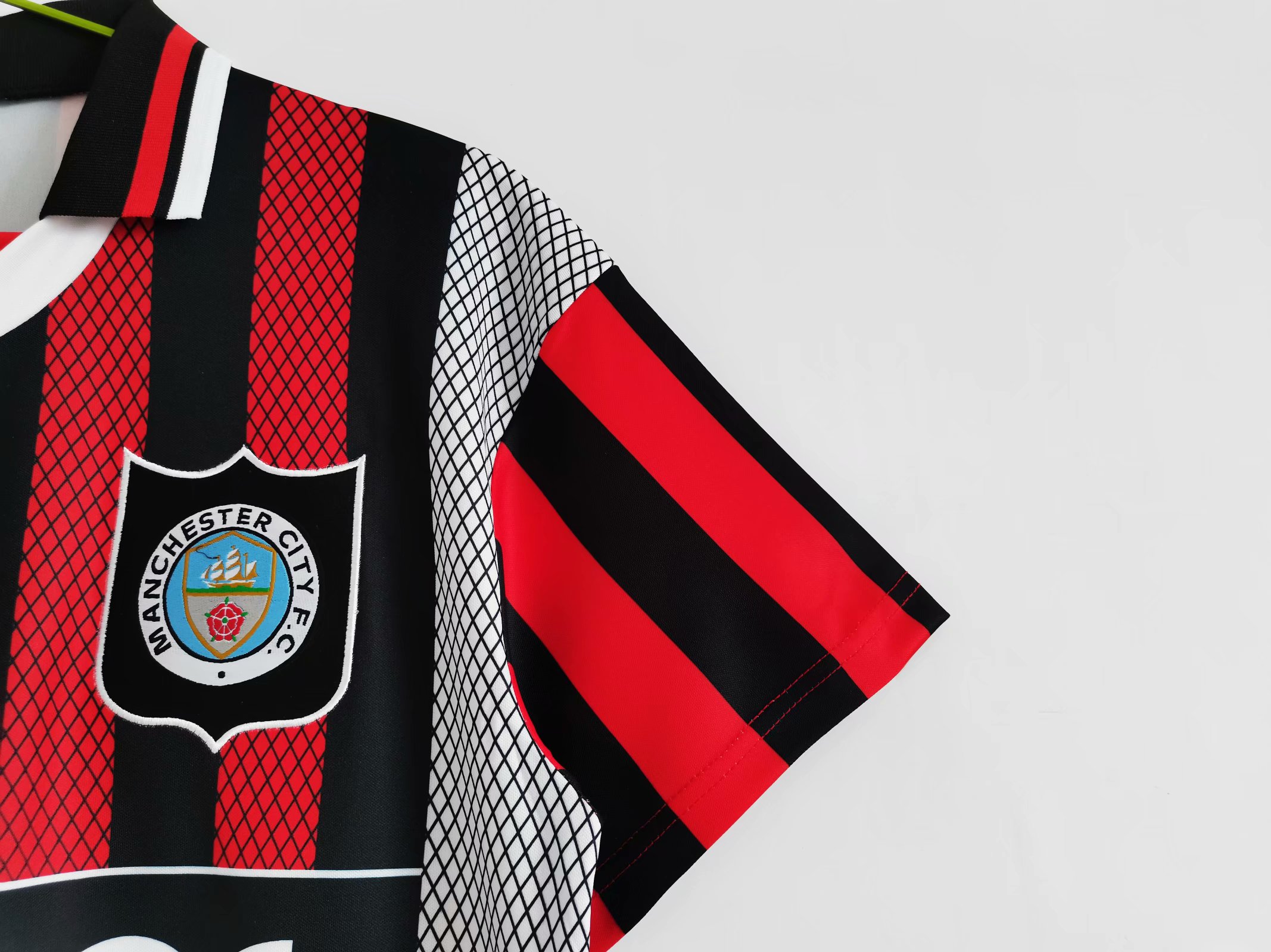 94/96 Manchester City Away Retro Jersey - leoleo123123