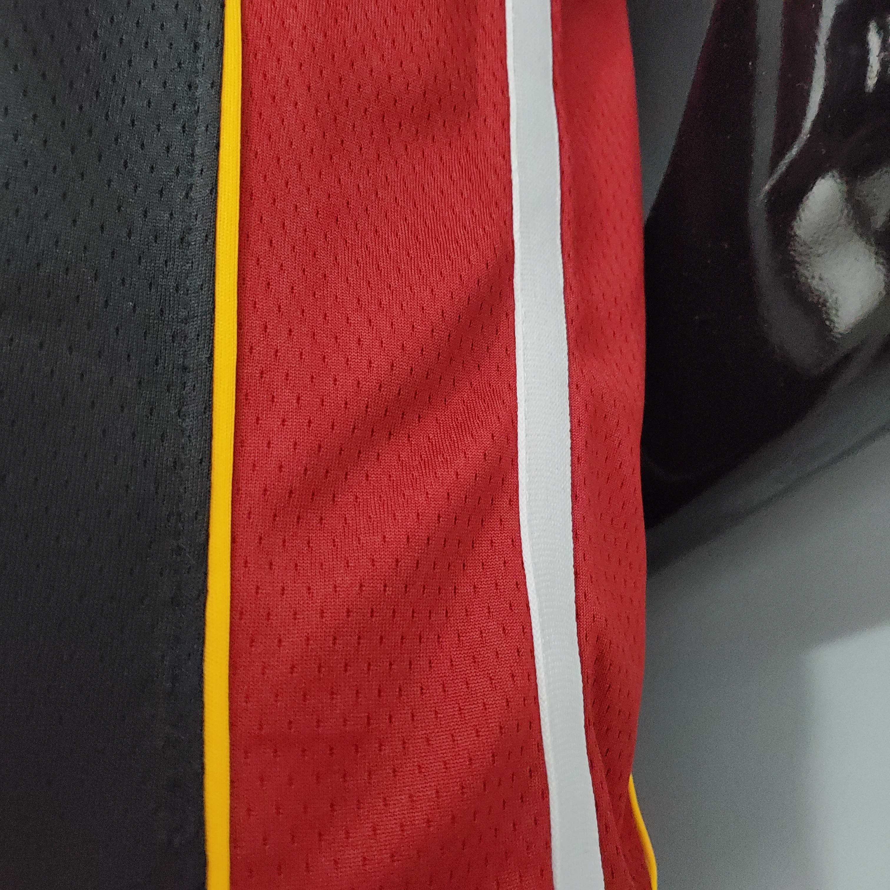 NBA Men Miami Heat Black #4 OLADIPO Jersey High Quality Name and Number Print - leoleo123123