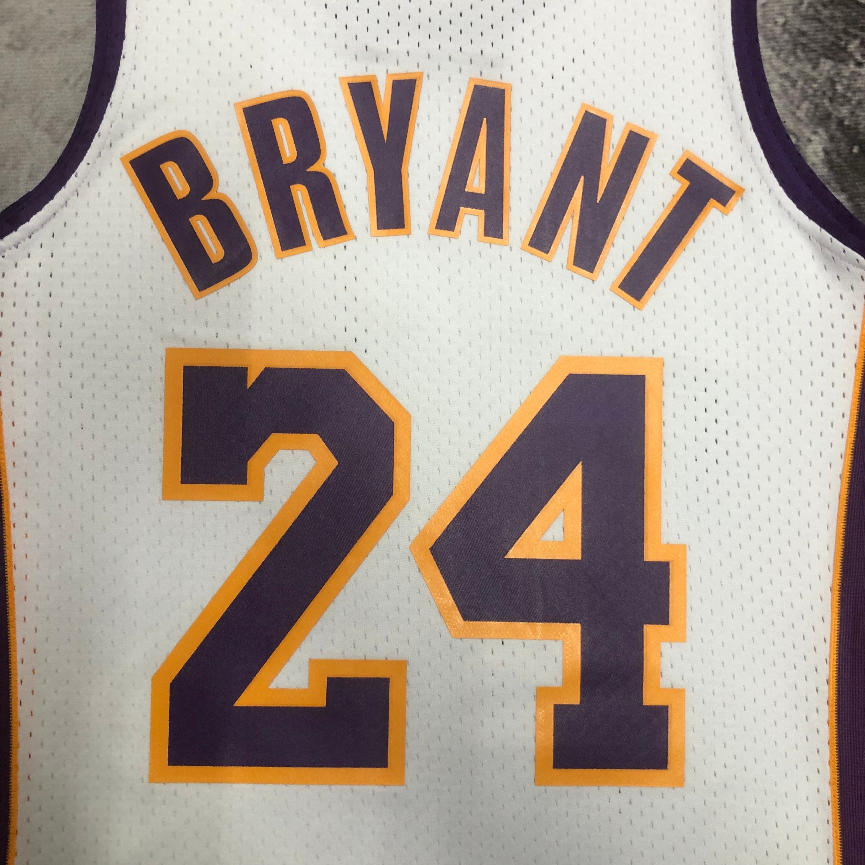 NBA Men Season 09-10 Los Angeles Lakers White #24 BRYANT Jersey High Quality Name and Number Print - leoleo123123