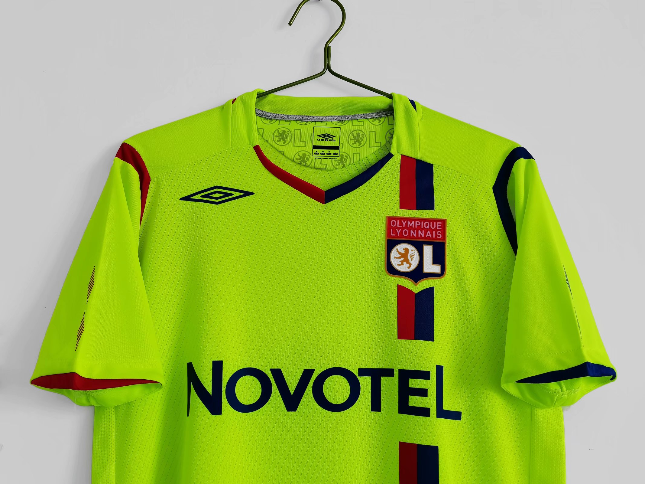 08/09 Lyon Green Retro Jersey - leoleo123123