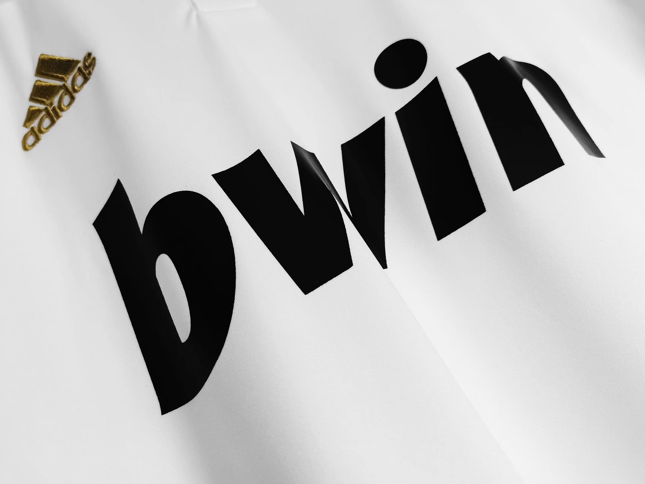 11/12 Real Madrid Home Retro Jersey - leoleo123123