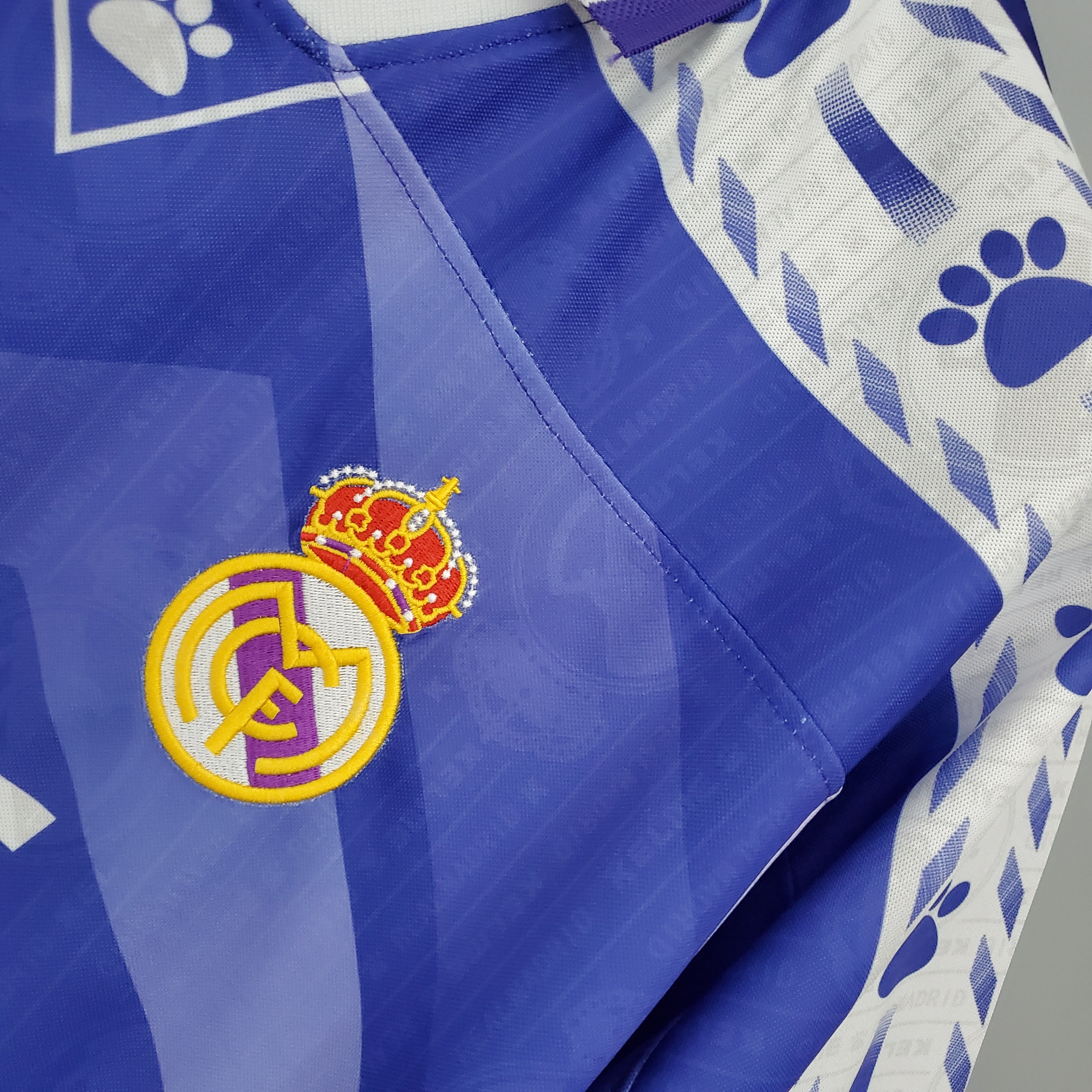 96/97 Real Madrid Away Retro Jersey - leoleo123123