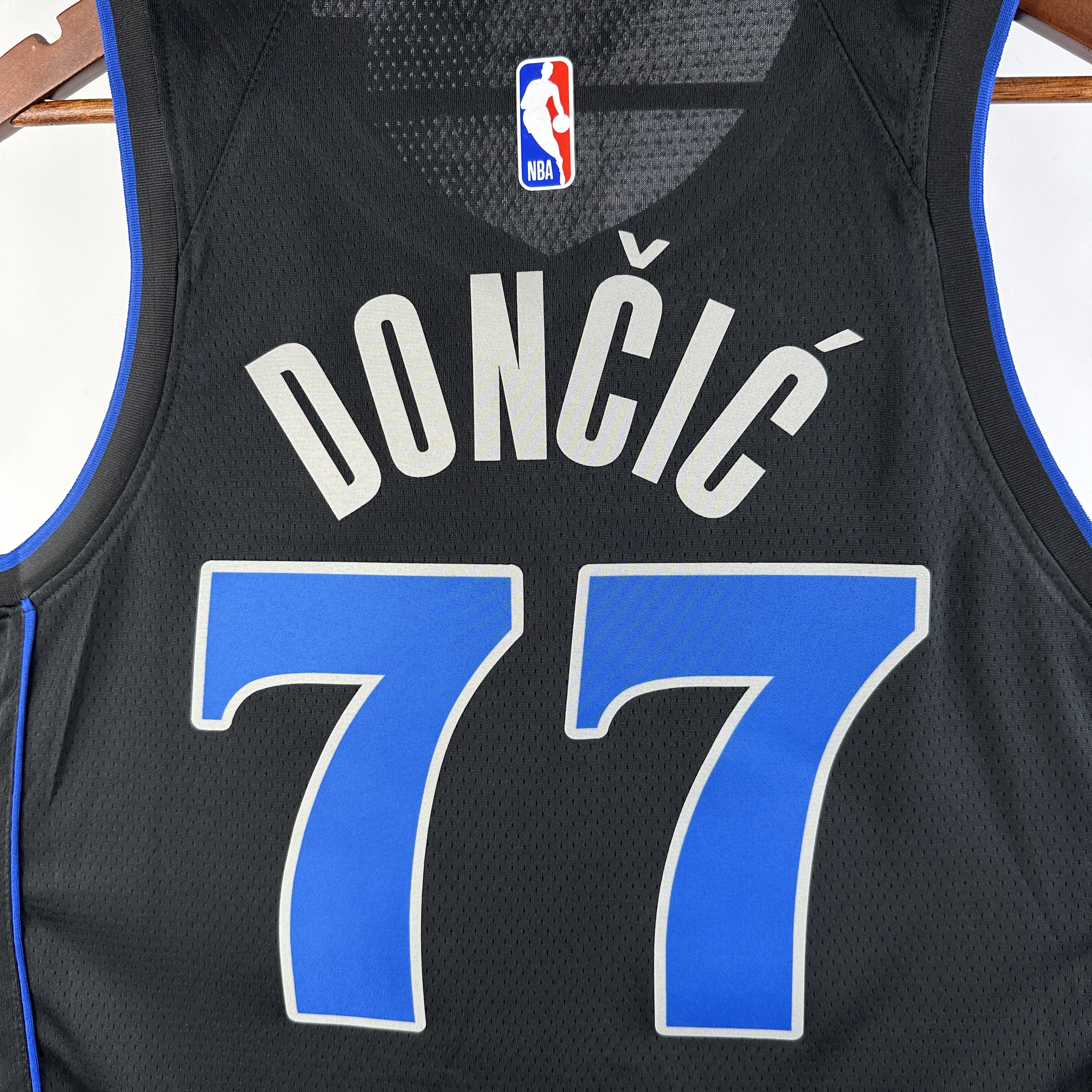 NBA Season 2024 Dallas Mavericks Black #77 DONCIC Jersey High Quality Name and Number Print - leoleo123123