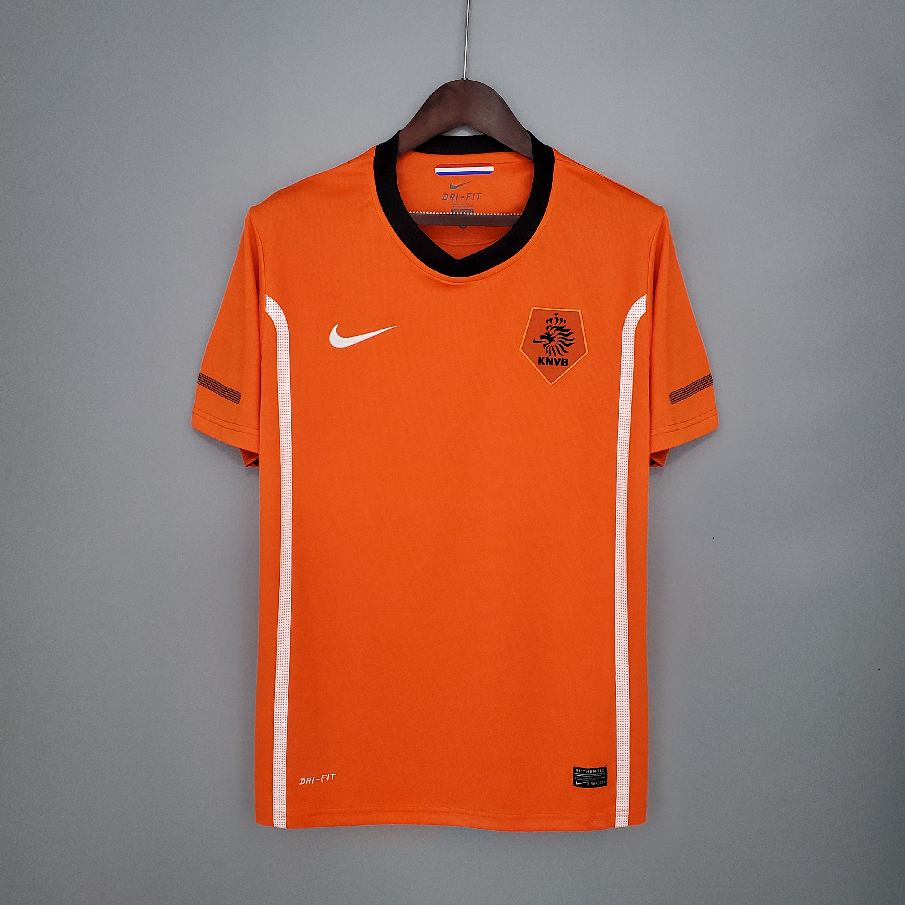 2010 Holland Home Retro Jersey - leoleo123123