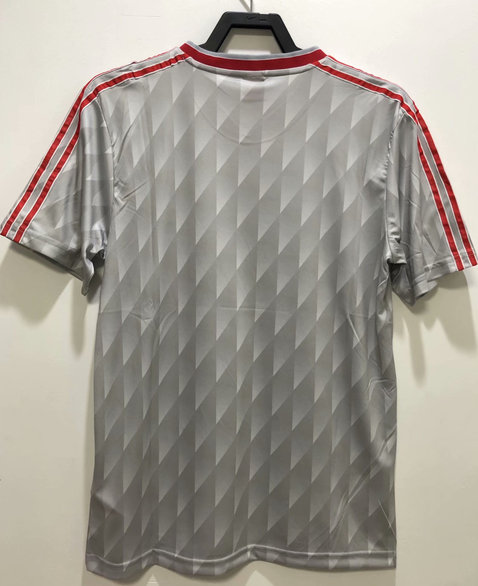 89-91 Liverpool Away Retro Jersey - leoleo123123
