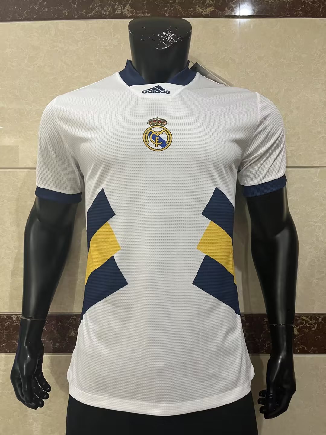 23/24 Real Madrid Special Jersey Player Version 1:1 Quality - leoleo123123