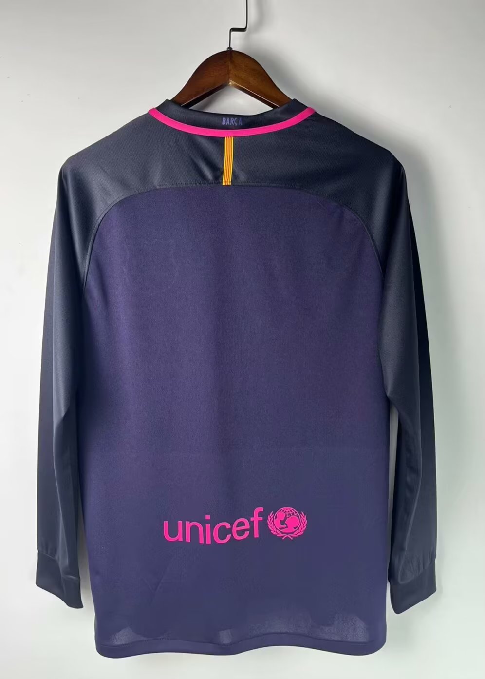 16/17 Barcelona Away Retro Jersey Long Sleeve - leoleo123123