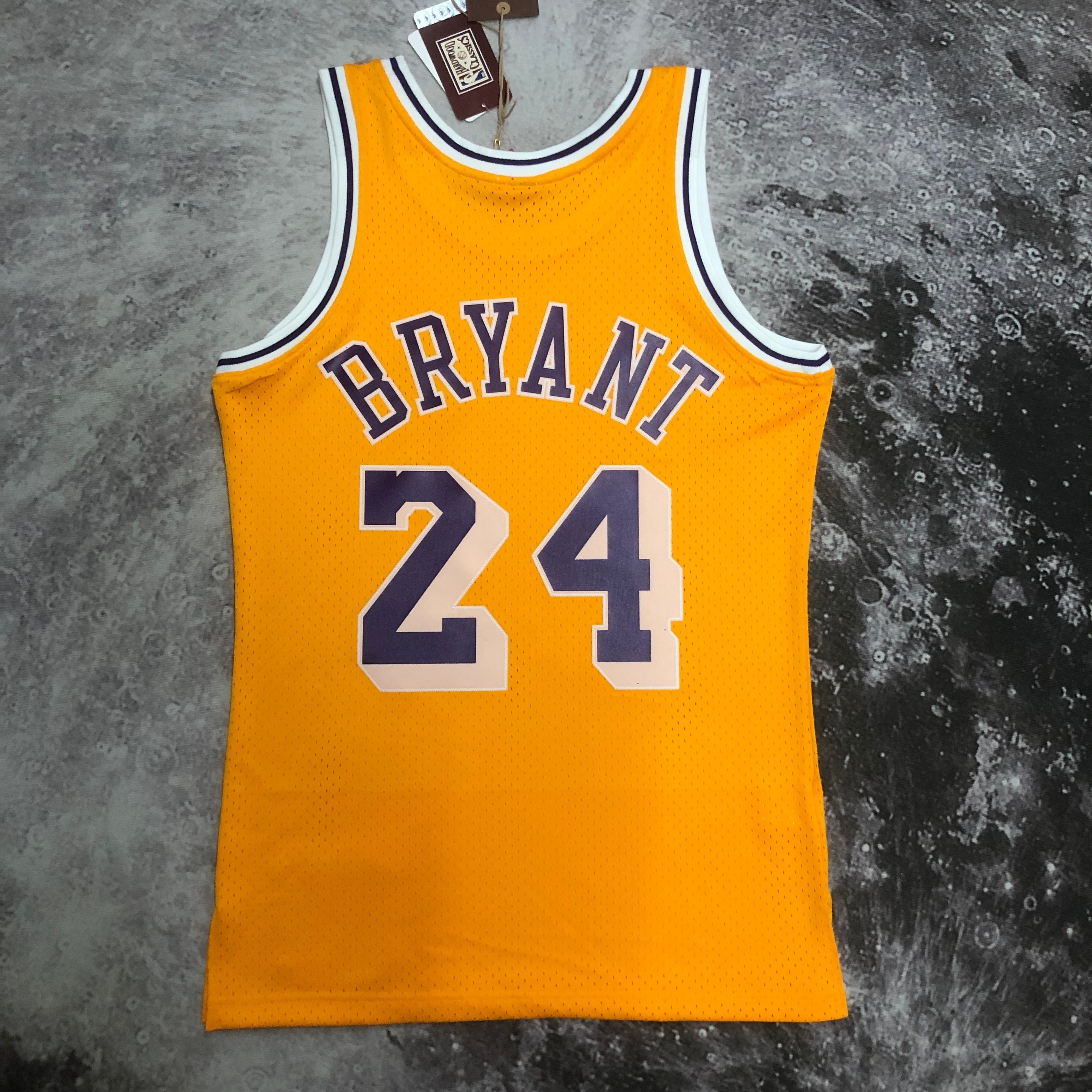 NBA Men Season 07-08 Los Angeles Lakers Yellow #24 BRYANT Jersey High Quality Name and Number Print - leoleo123123