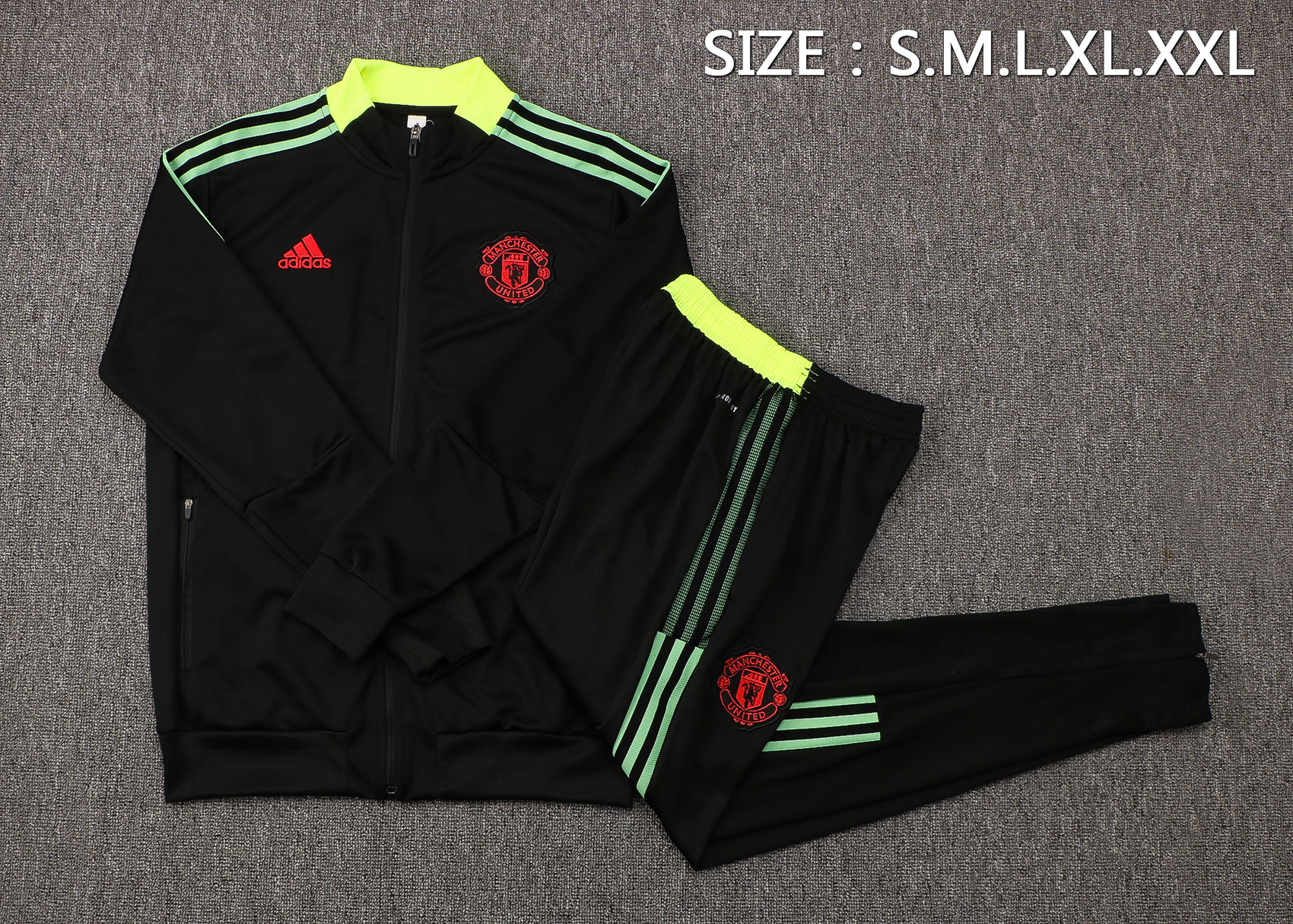 21/22 Man United Black Jacket with Green Line Tracksuit Thai Quality - leoleo123123