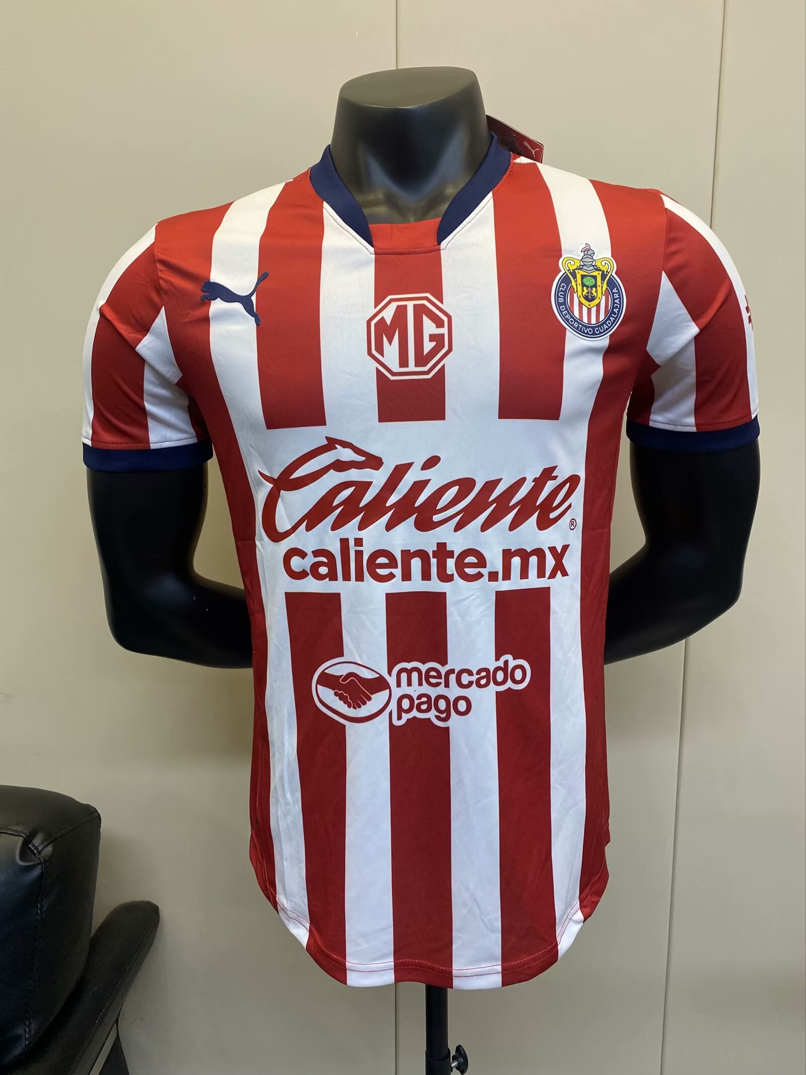América