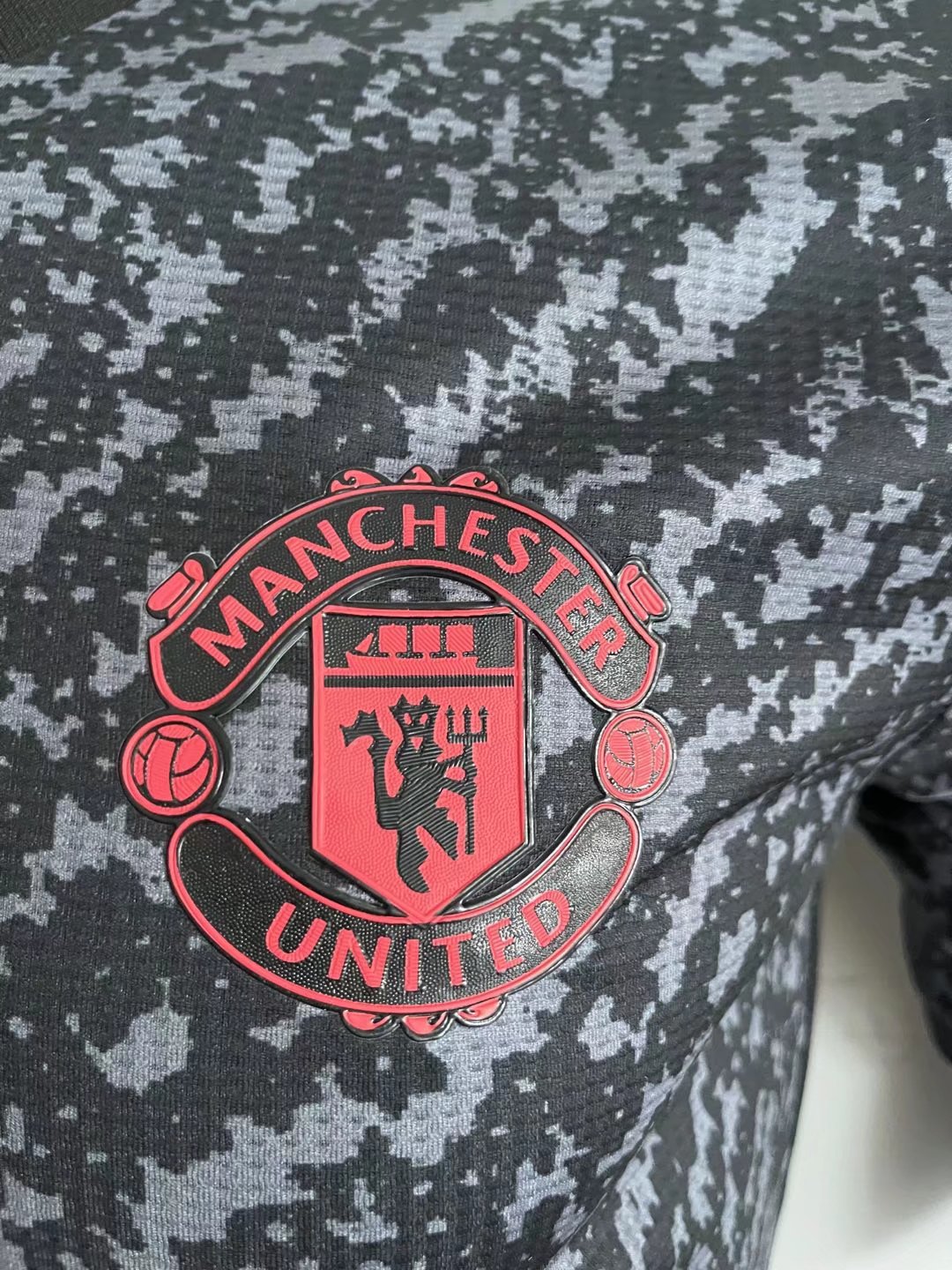 22/23 Man United Training Black Jersey Player Version - leoleo123123